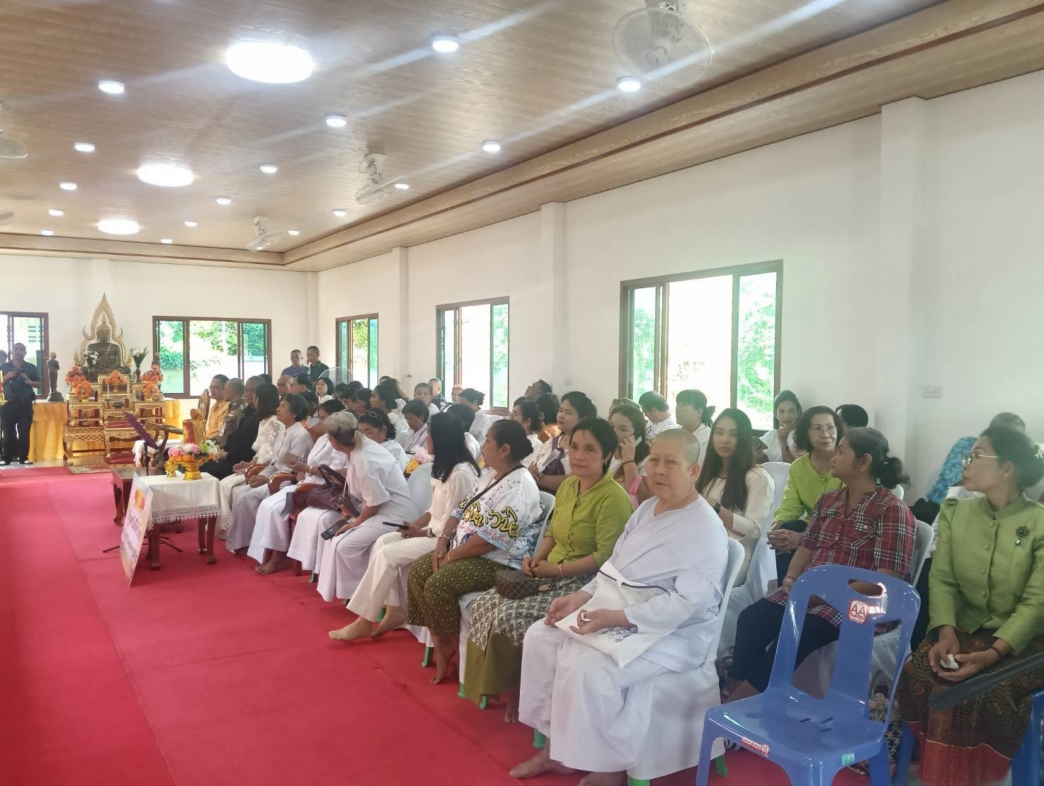 ภาพร่วมพิธีกรรมวัดสารพฤกษาวาส