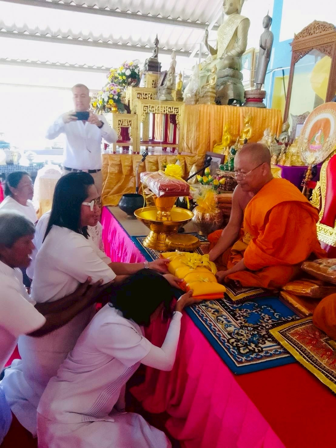 ภาพร่วมพิธีกรรมวัดวังไทร