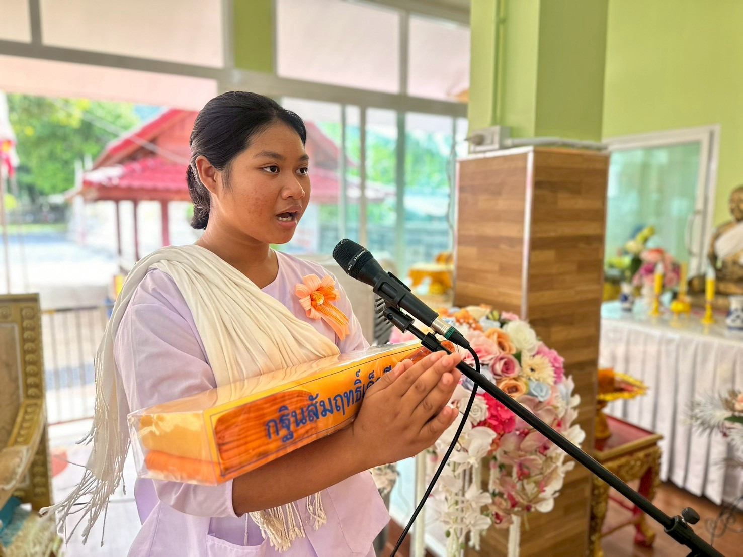 ภาพกล่าวคำถวายกฐินวัดน้ำน้อยใน