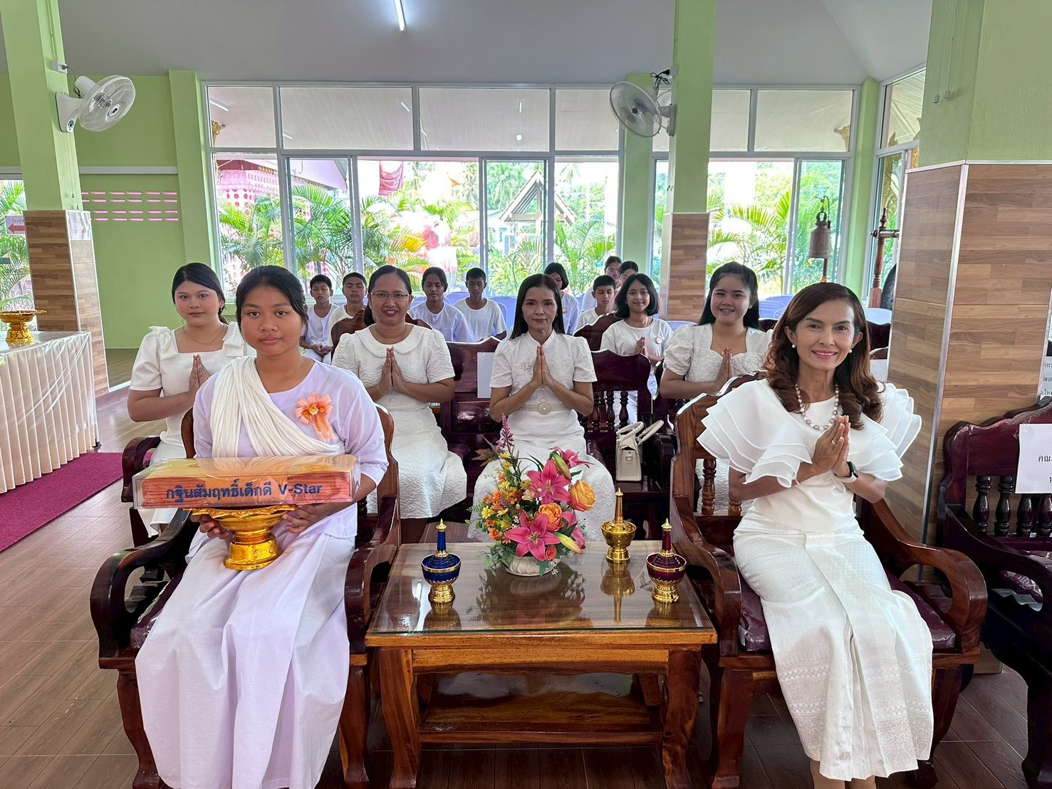 ภาพร่วมพิธีกรรมวัดน้ำน้อยใน