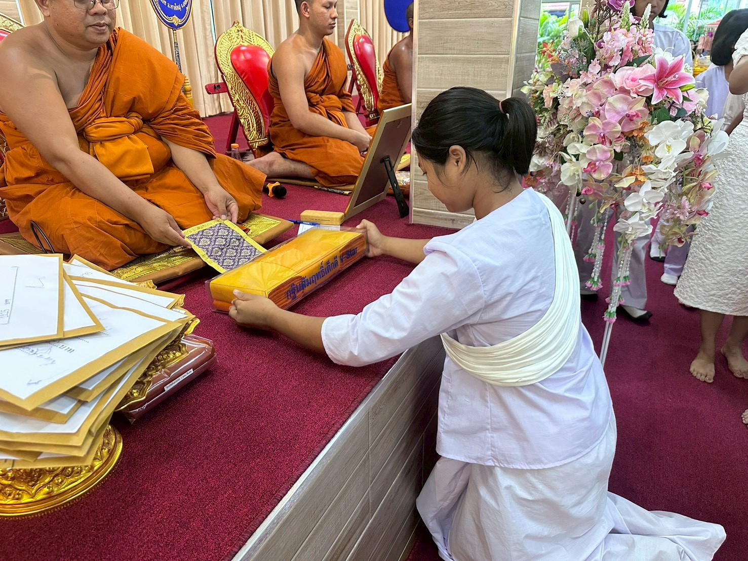 ภาพร่วมพิธีกรรมวัดน้ำน้อยใน