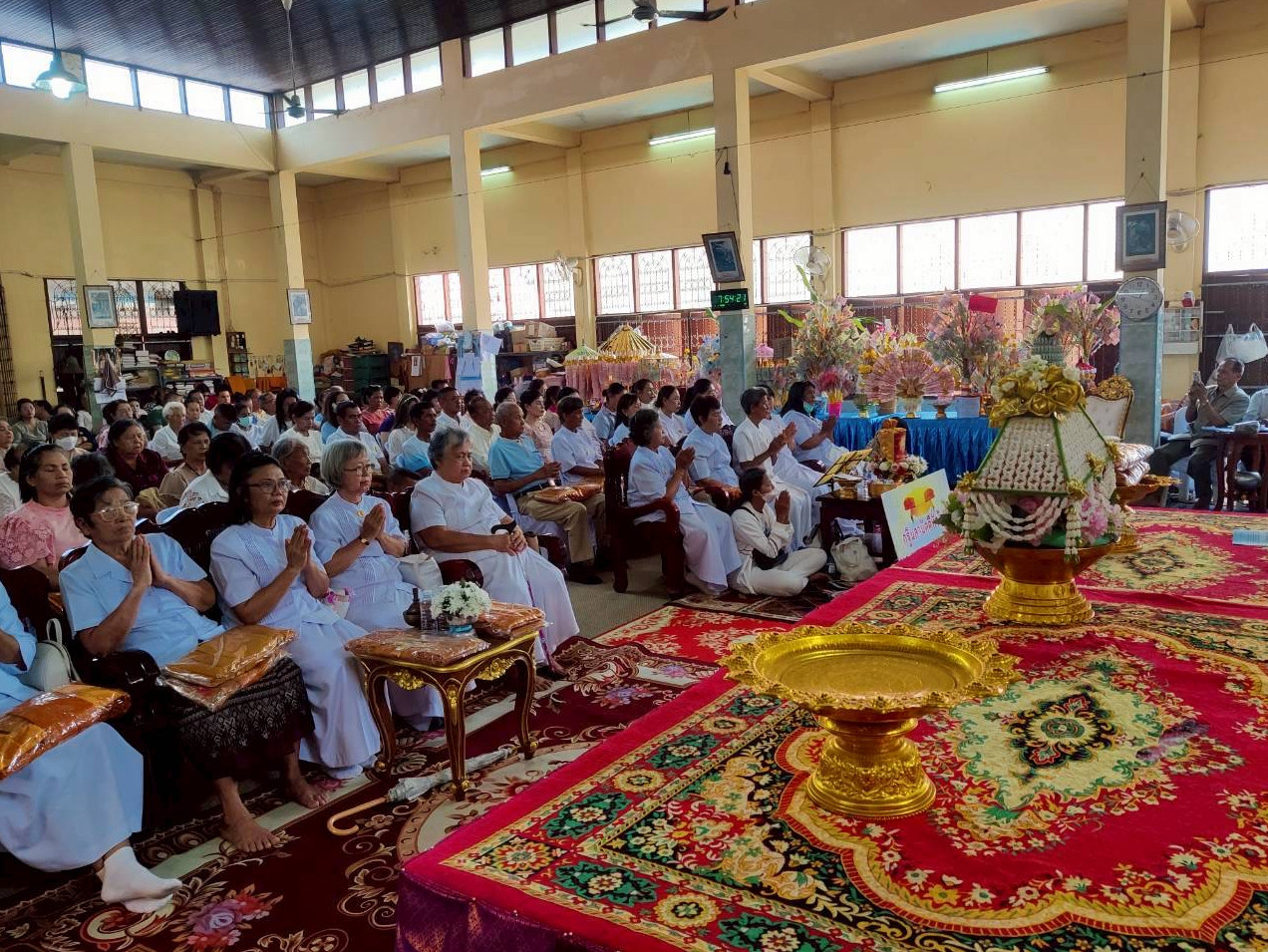 ภาพร่วมพิธีกรรมวัดอุทัย