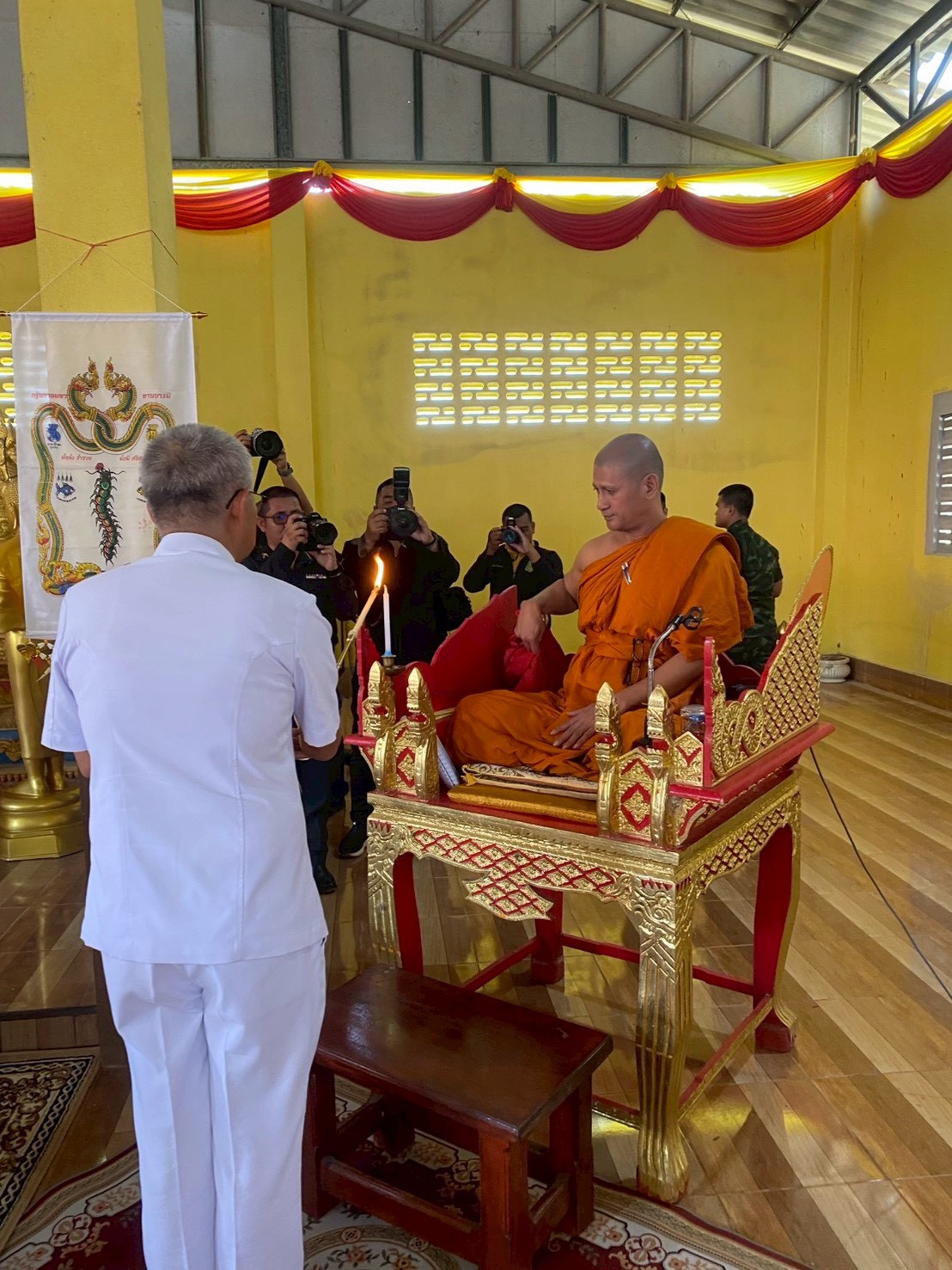 ภาพร่วมพิธีกรรมที่พักสงฆ์ควนนา