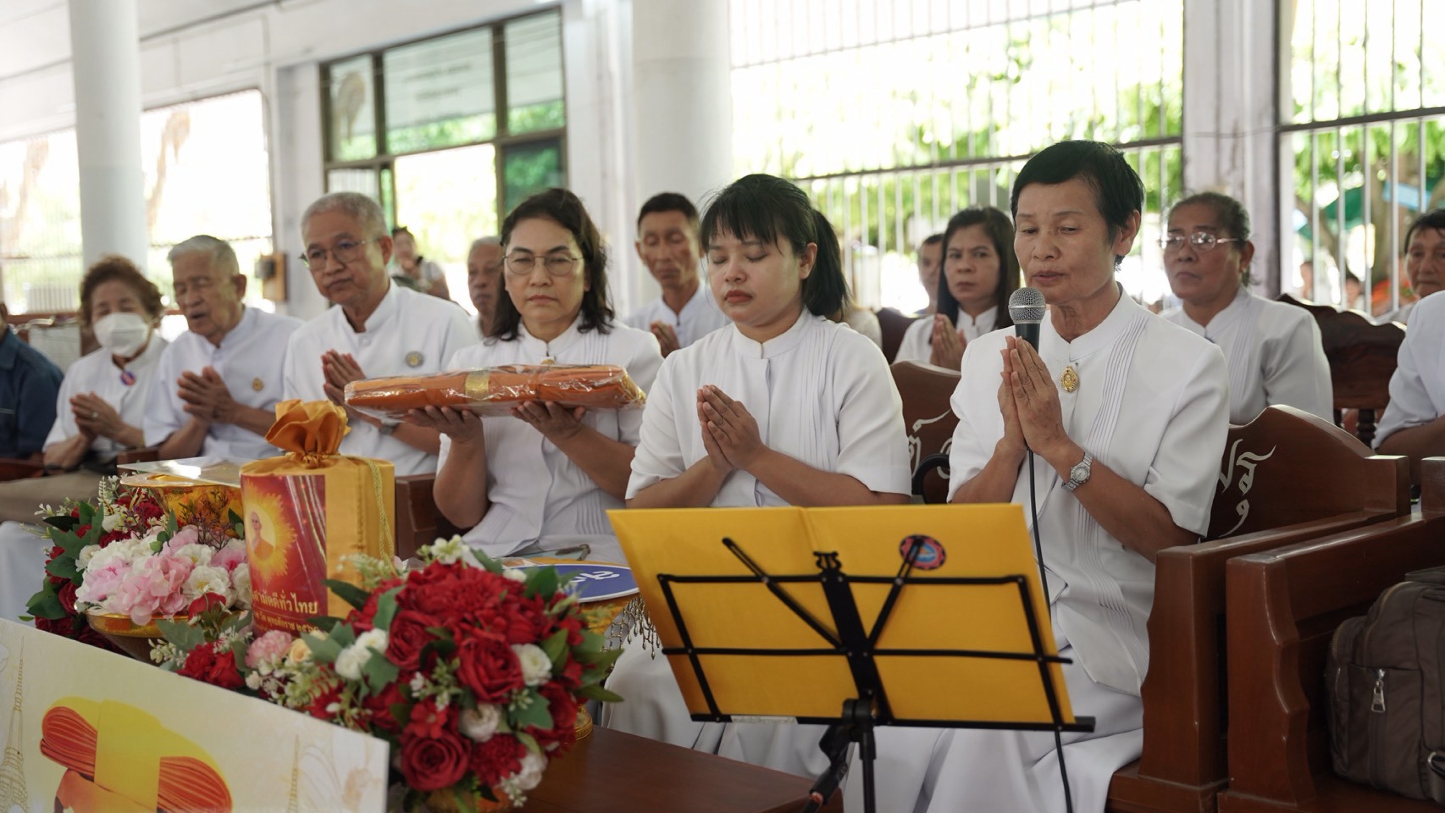 ภาพกล่าวคำถวายกฐินวัดท่าเมรุ