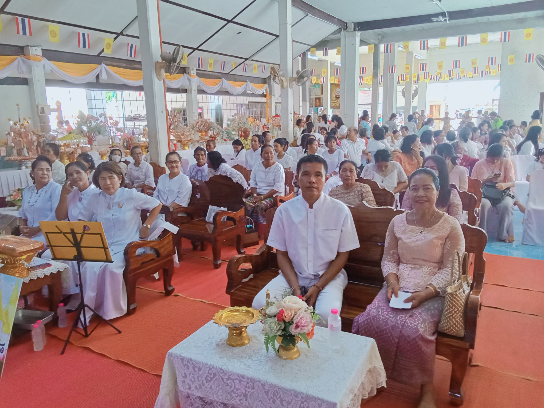 ภาพร่วมพิธีกรรมวัดประจ่า