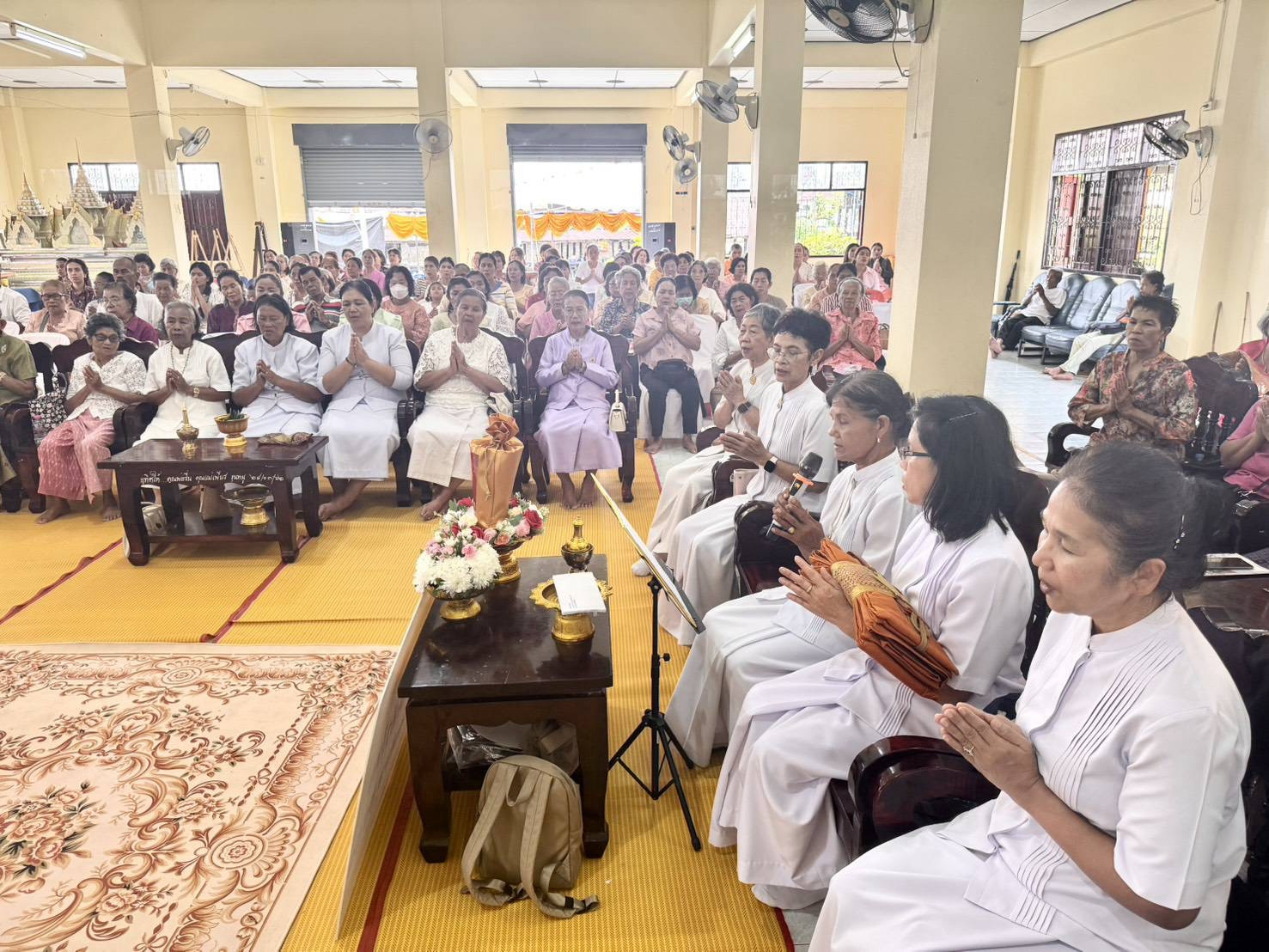 ภาพร่วมพิธีกรรมวัดประเจียก