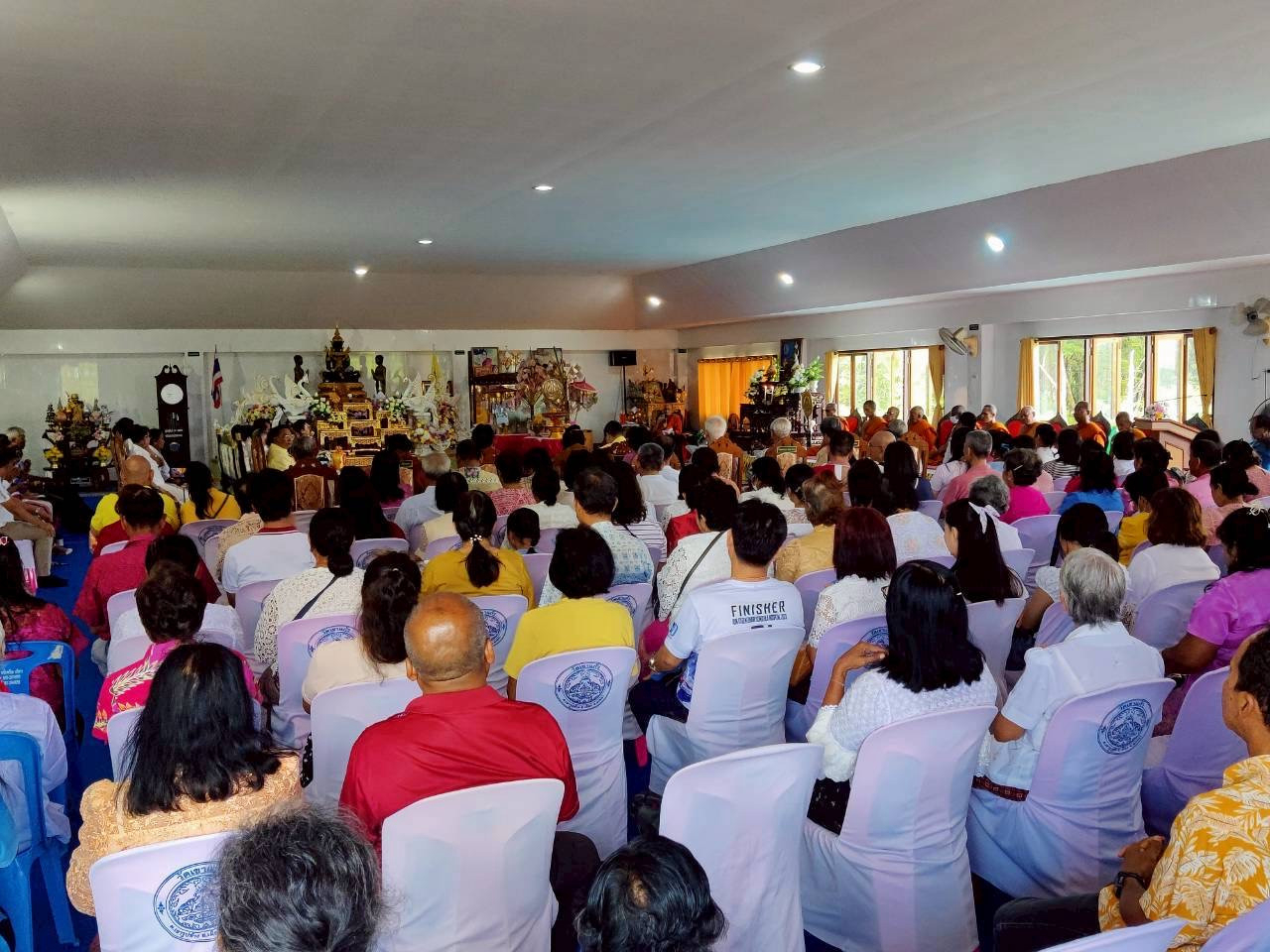 ภาพร่วมพิธีกรรมวัดเขาแก้ว