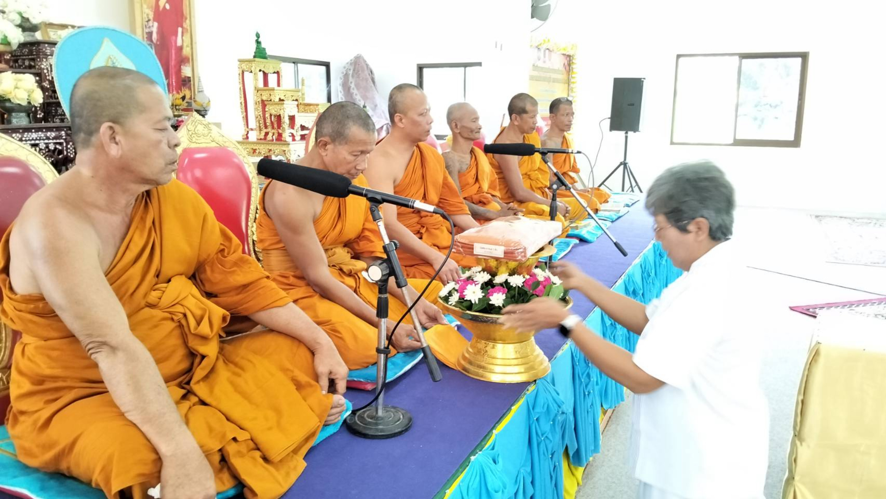 ภาพร่วมพิธีกรรมวัดปริก