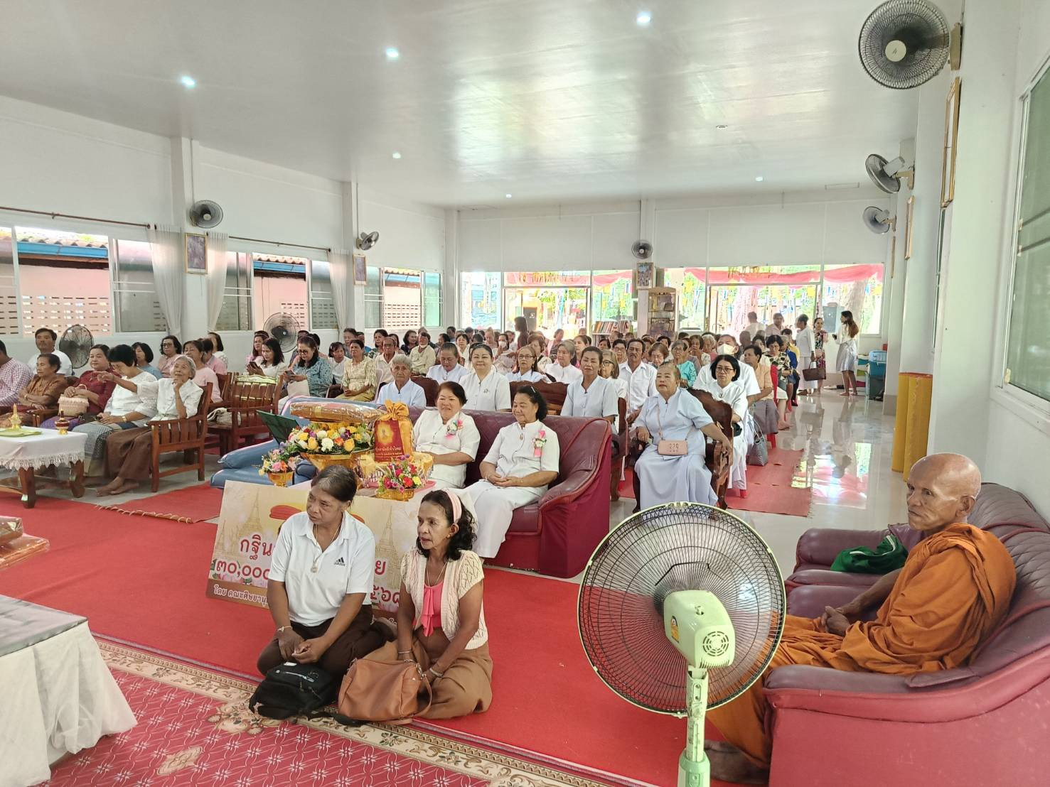 ภาพร่วมพิธีกรรมวัดทุ่งริ้น