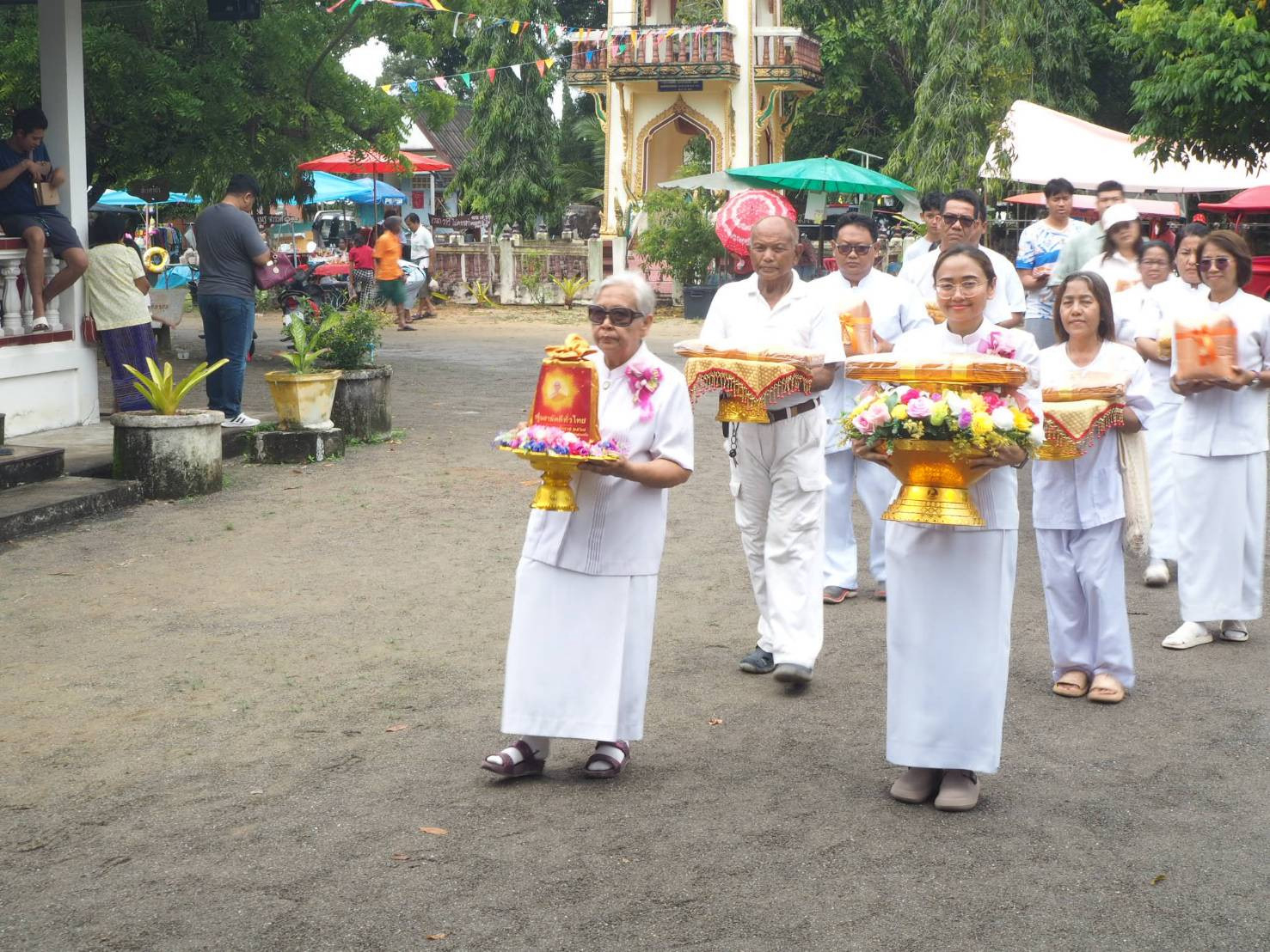 ภาพร่วมพิธีกรรมวัดท่าชะมวง