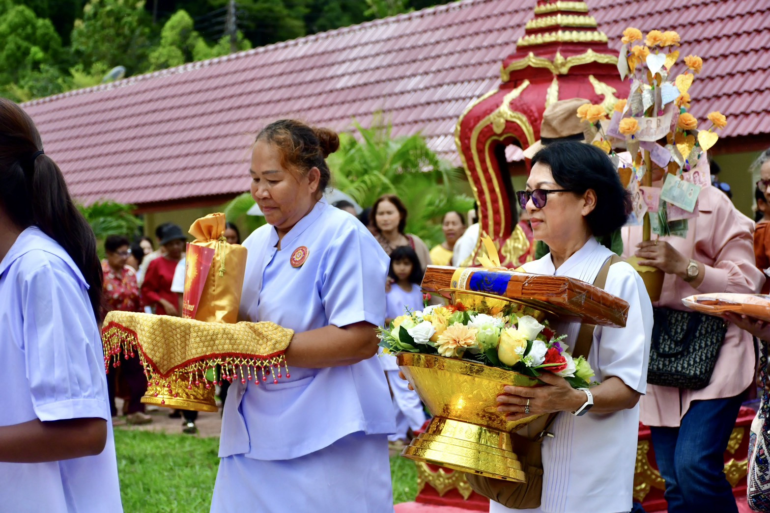 ภาพร่วมขบวนกฐินวัดสตูลสันตยาราม