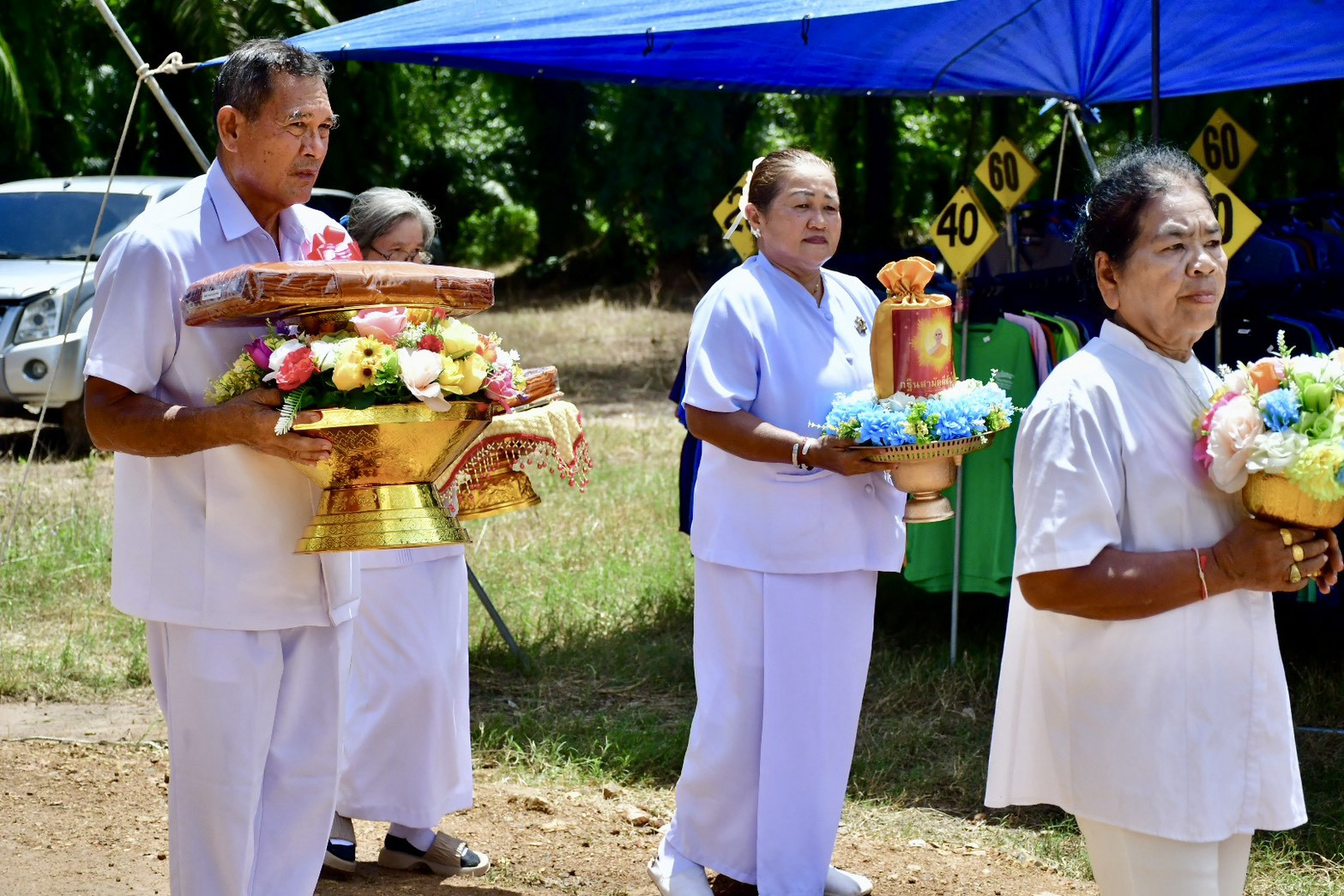 ภาพร่วมขบวนกฐินวัดนิคมประชาราม (ผัง36)