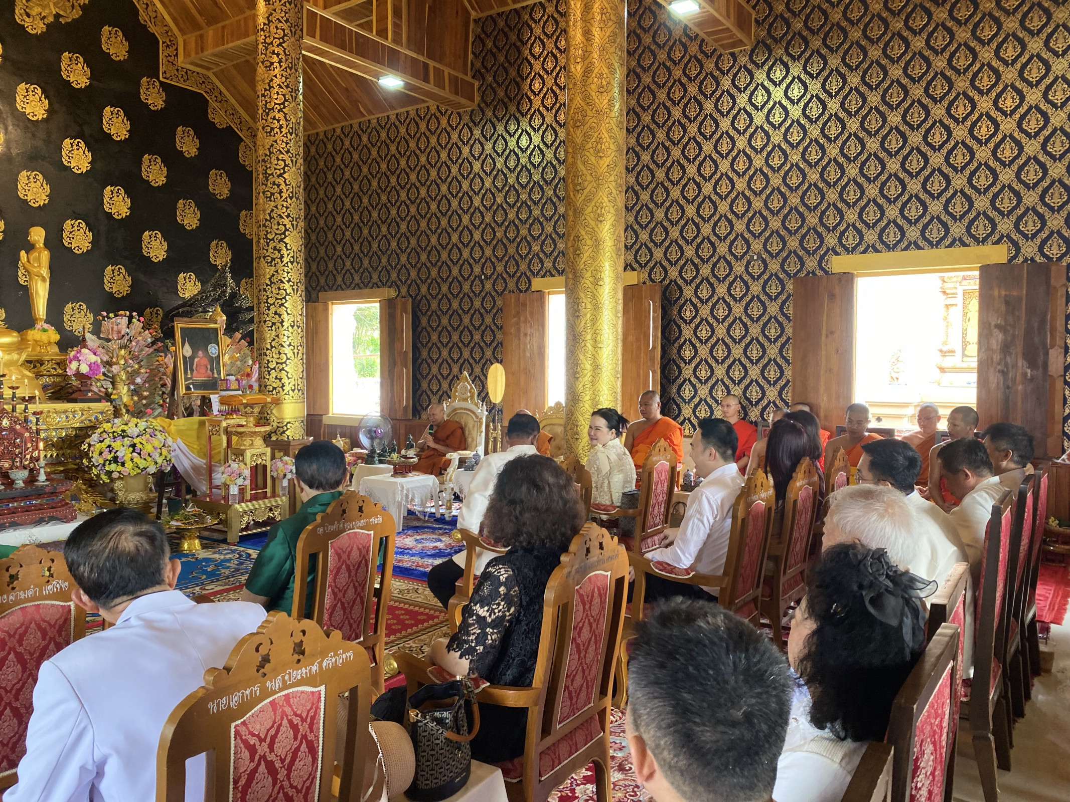 ภาพร่วมพิธีกรรมวัดศาลาเชิงดอย