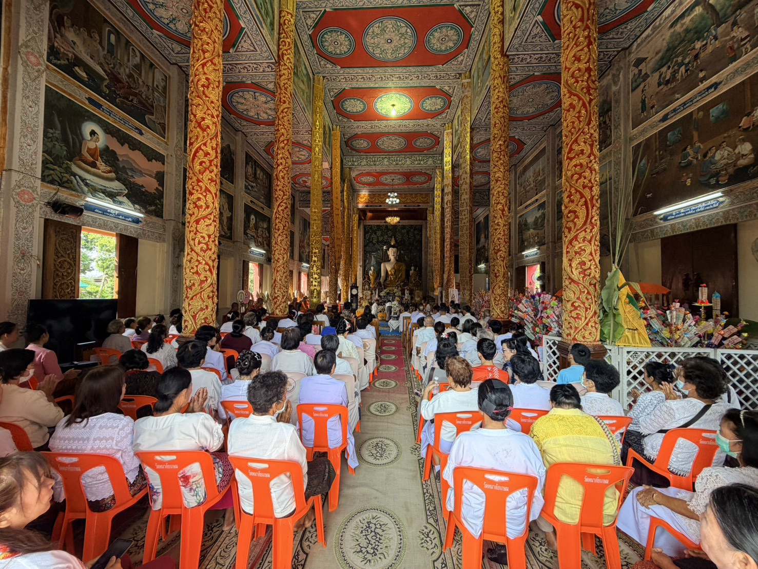 ภาพร่วมพิธีกรรมวัดพนาลัยเกษม