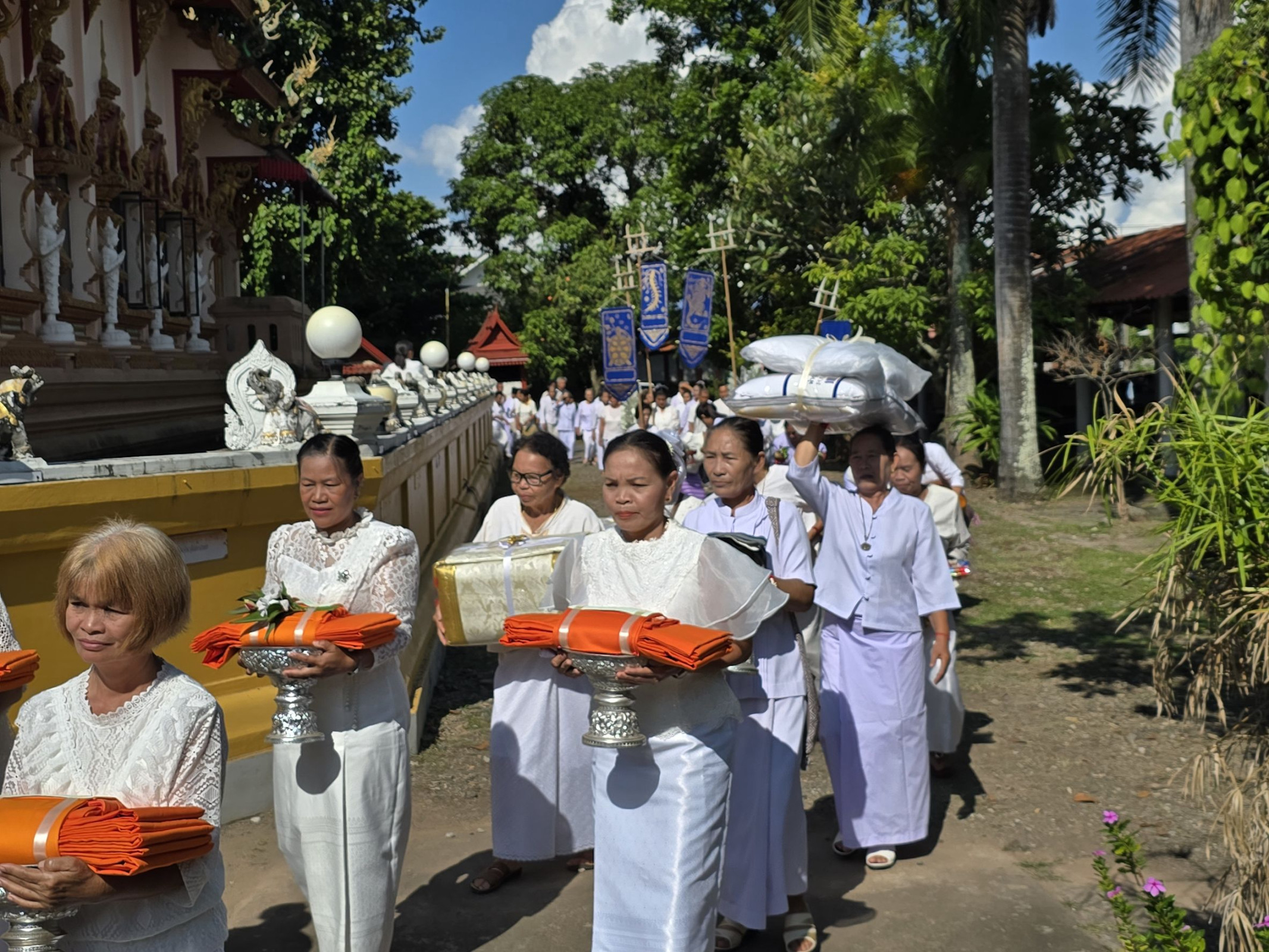 ภาพร่วมพิธีกรรมวัดช้างค้ำ