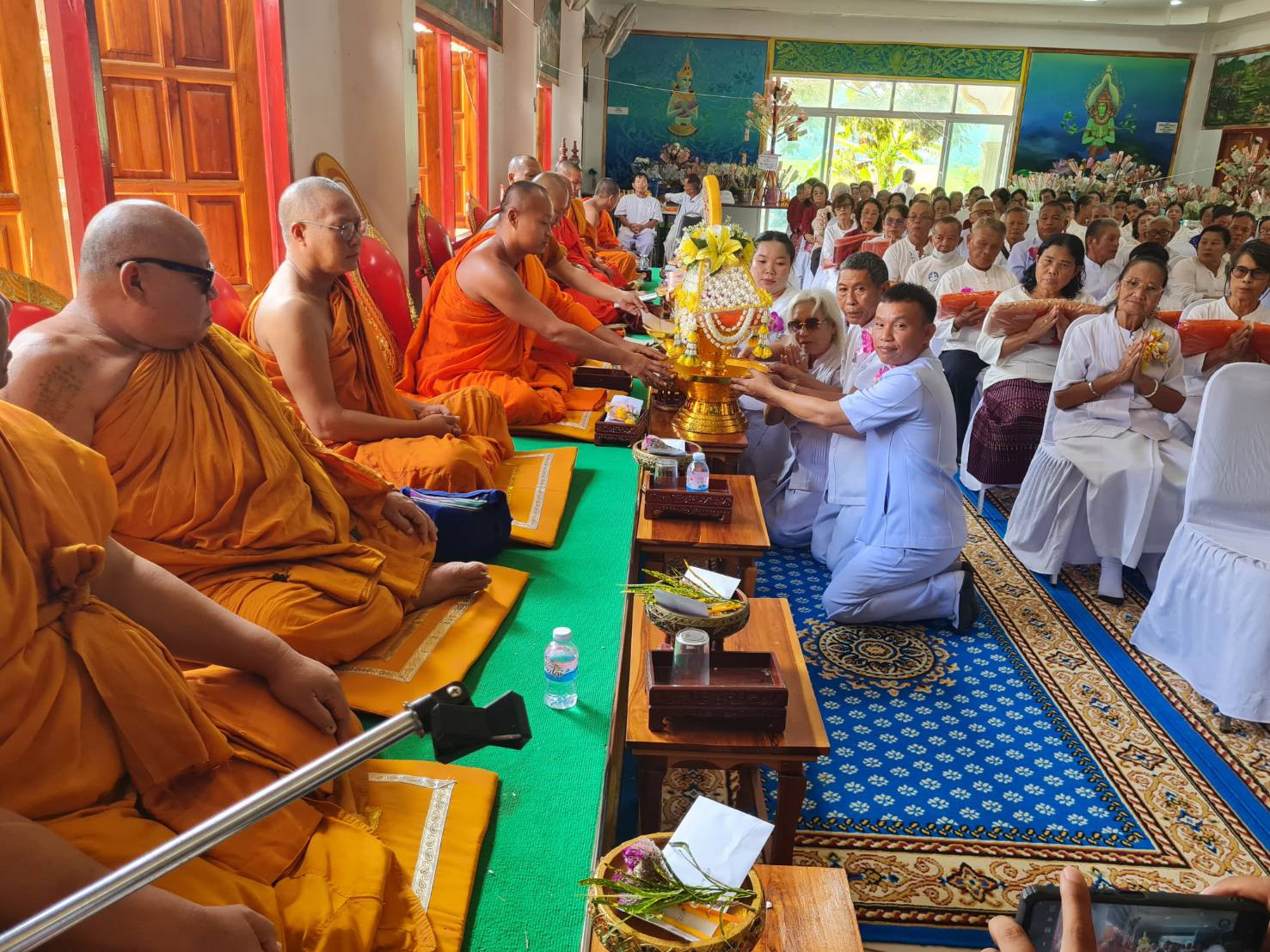 ภาพร่วมพิธีกรรมวัดทุ่งนาคำ