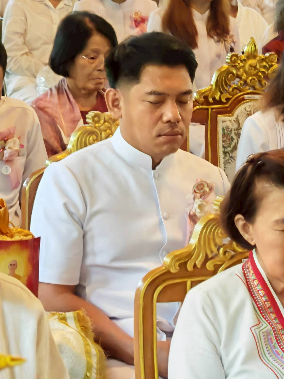 ภาพร่วมพิธีกรรมวัดพุทธอุทยานดอยอินทรีย์