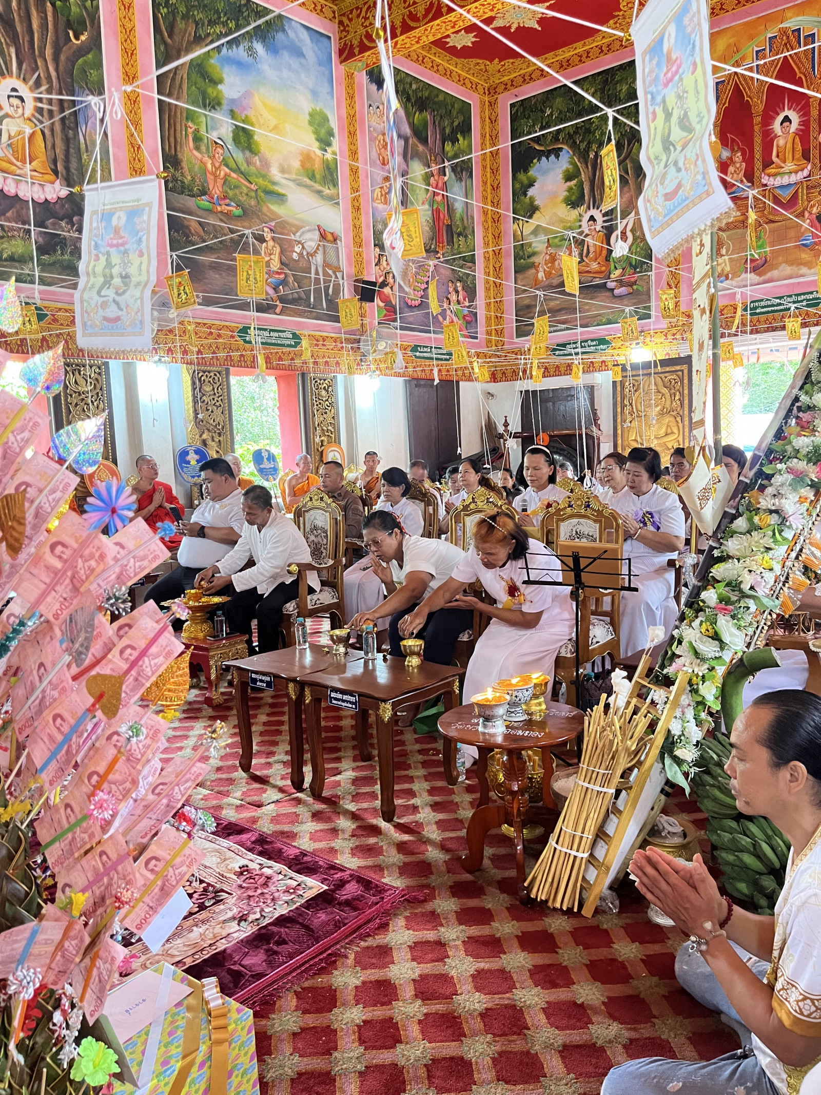 ภาพร่วมพิธีกรรมวัดพระธาตุจอมทอง
