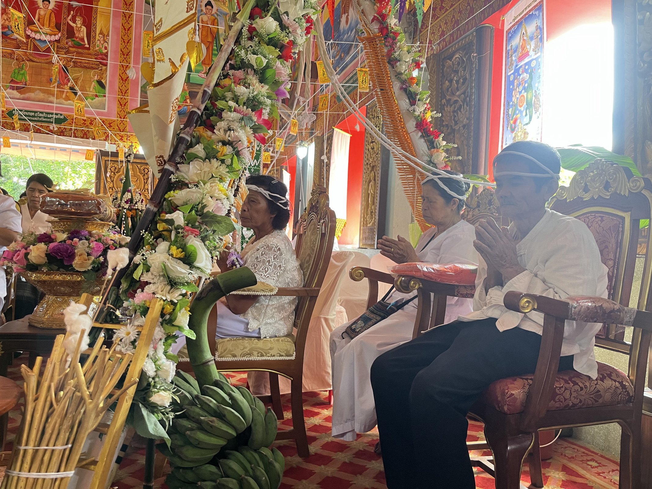 ภาพร่วมพิธีกรรมวัดพระธาตุจอมทอง