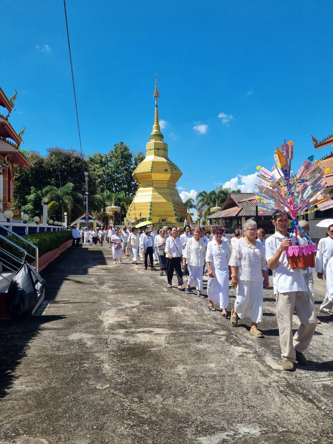 ภาพร่วมพิธีกรรมวัดศรีเวียง