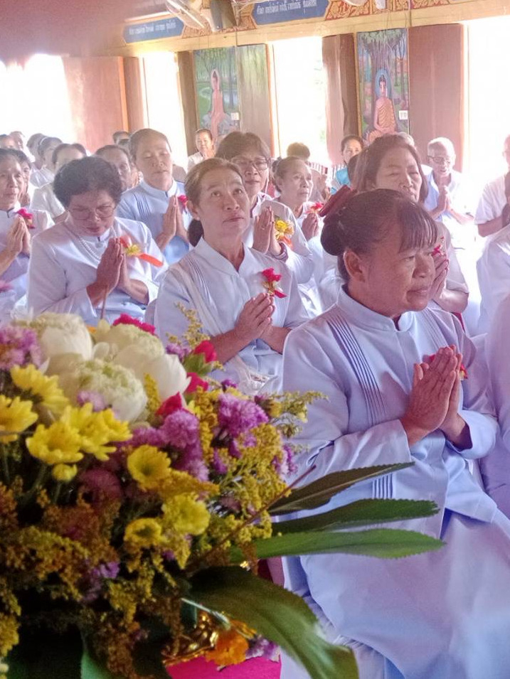 ภาพร่วมพิธีกรรมวัดโป่งน้ำร้อน