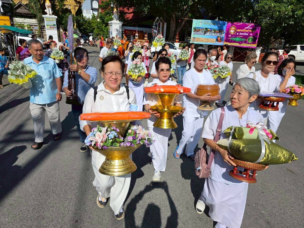 ภาพร่วมพิธีกรรมวัดดาวดึงษ์