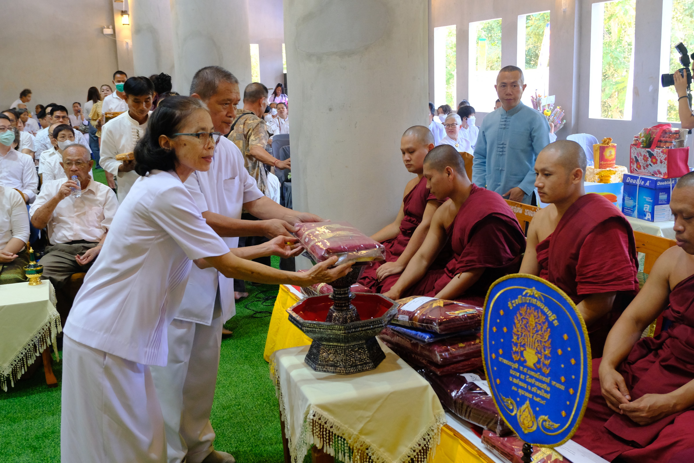 ภาพร่วมพิธีกรรมวัดป่านิรมิต