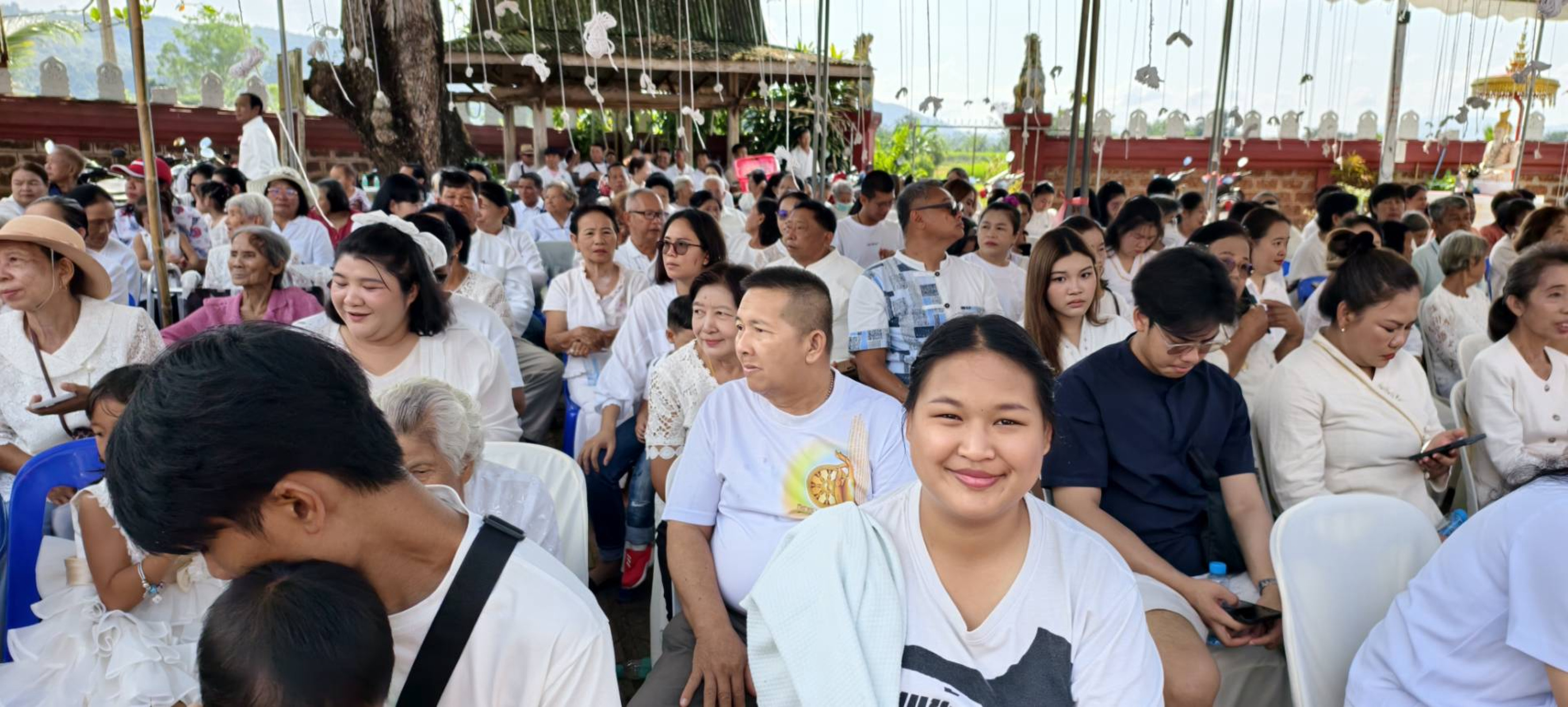 ภาพร่วมพิธีกรรมวัดบ้านแพะ