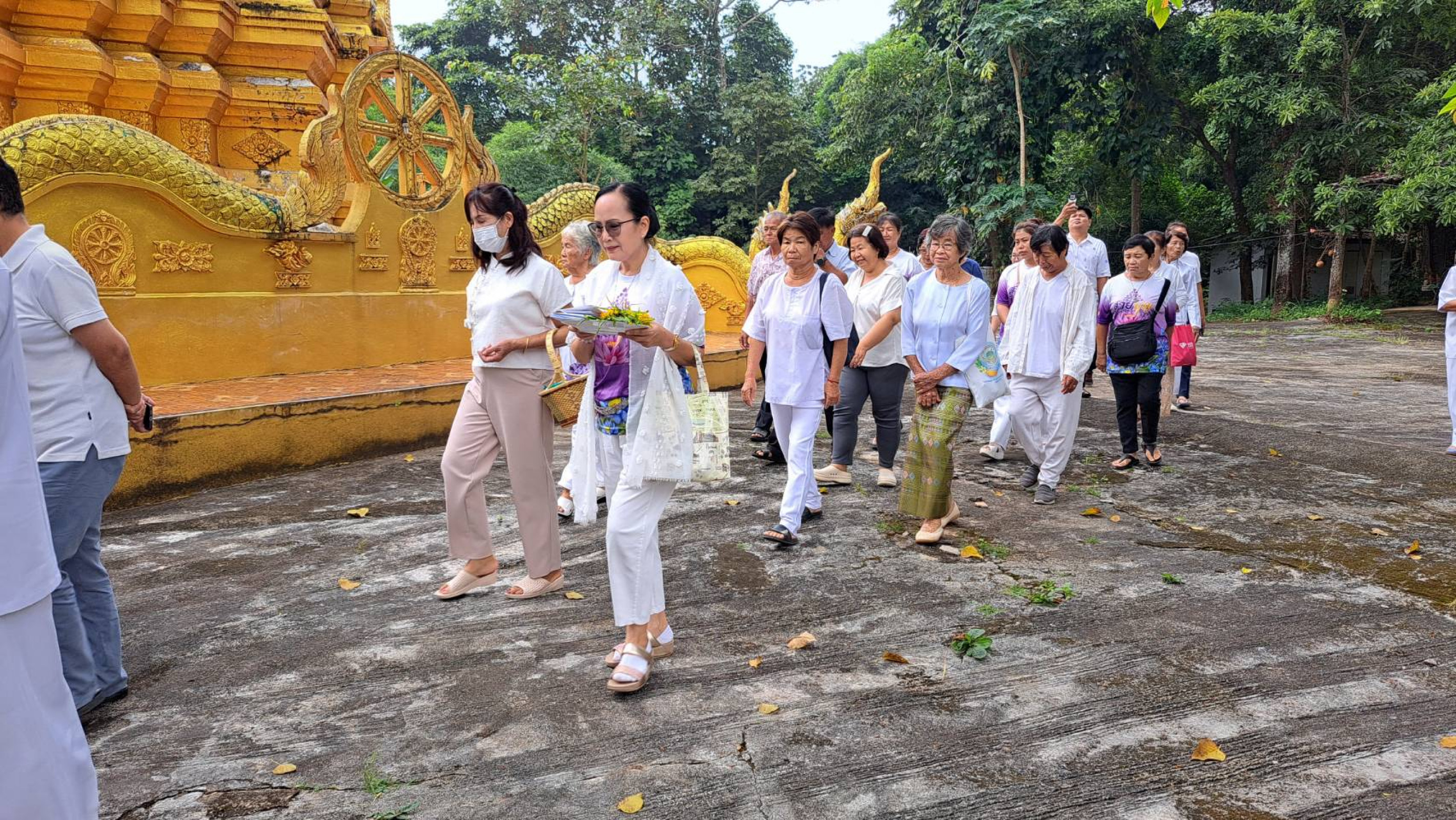 ภาพร่วมพิธีกรรมสำนักสงฆ์ดอยสันกู่