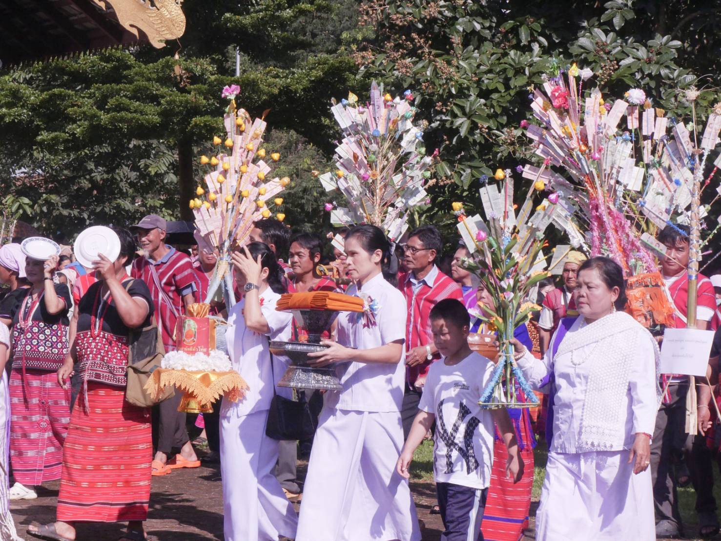 ภาพร่วมขบวนกฐินวัดจันทร์