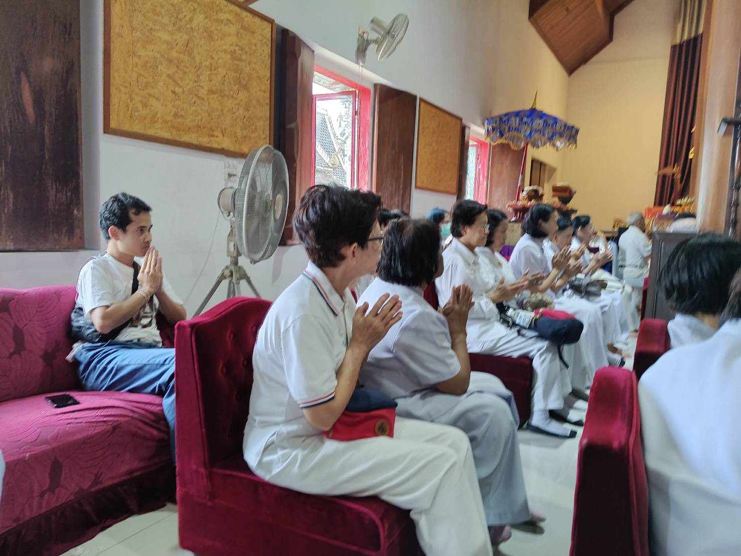 ภาพร่วมพิธีกรรมวัดสุวรรณฉิมพลี