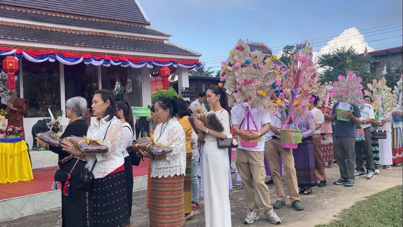 ภาพร่วมพิธีกรรมที่พักสงฆ์พระธาตุเวียงแหง