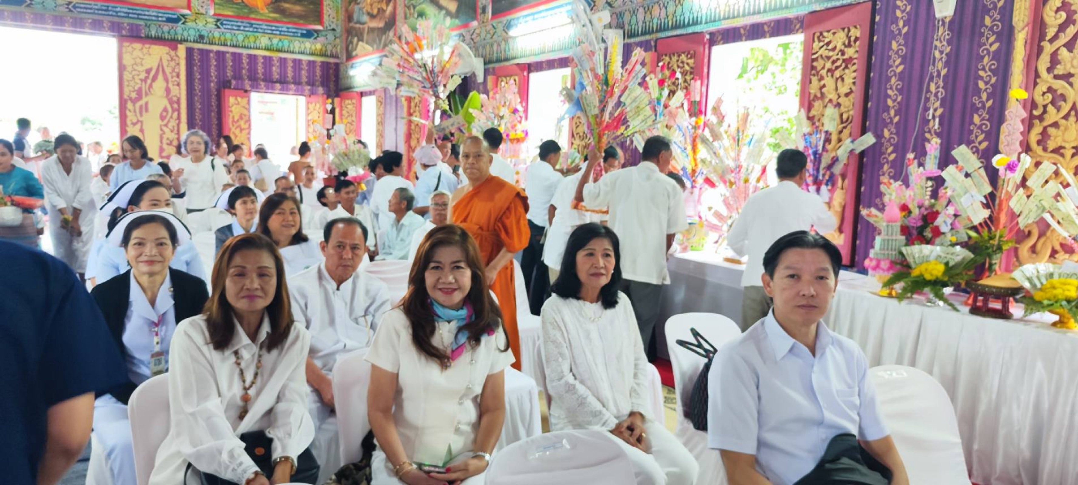 ภาพร่วมพิธีกรรมวัดทุ่งจำลอง