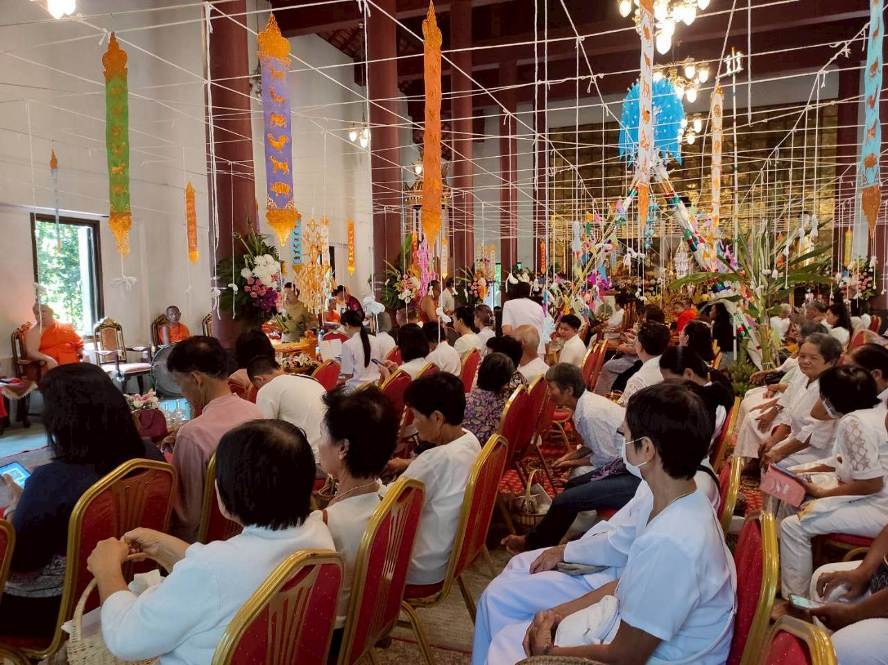 ภาพร่วมพิธีกรรมวัดปทุมสราราม