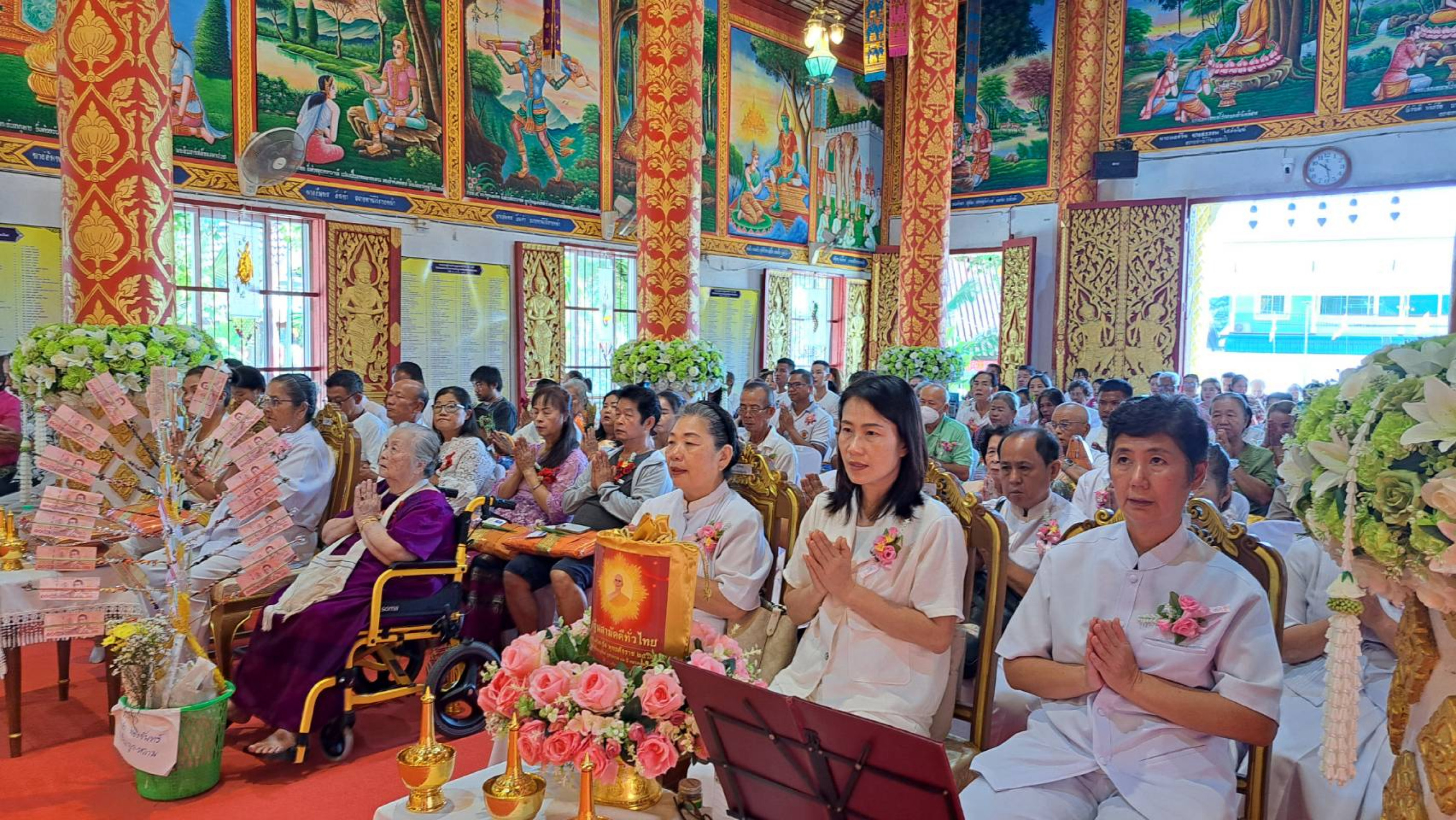 ภาพร่วมพิธีกรรมวัดนิวาสสถาน