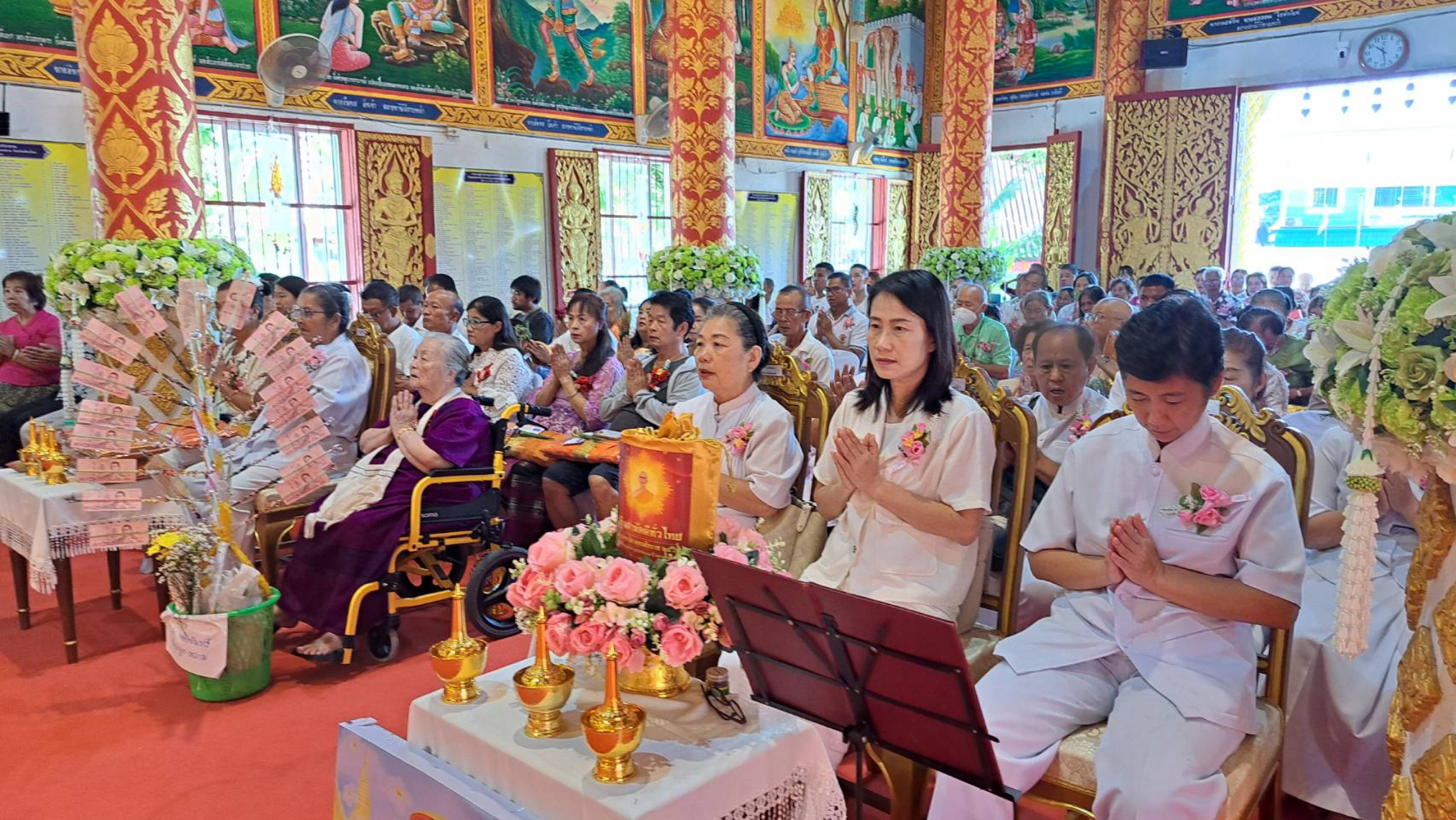 ภาพร่วมพิธีกรรมวัดนิวาสสถาน
