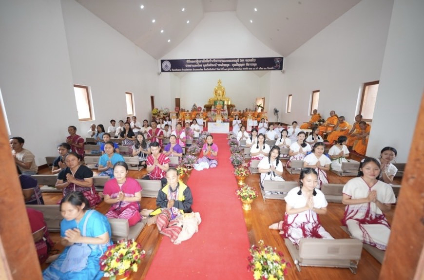 ภาพร่วมพิธีกรรมวัดดงดินแดง