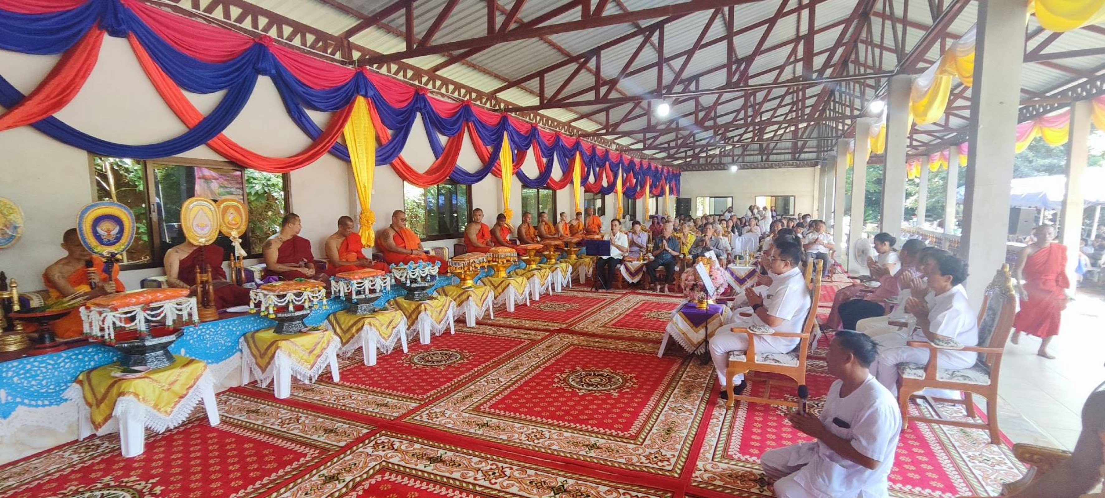 ภาพร่วมพิธีกรรมวัดเทพนิมิต