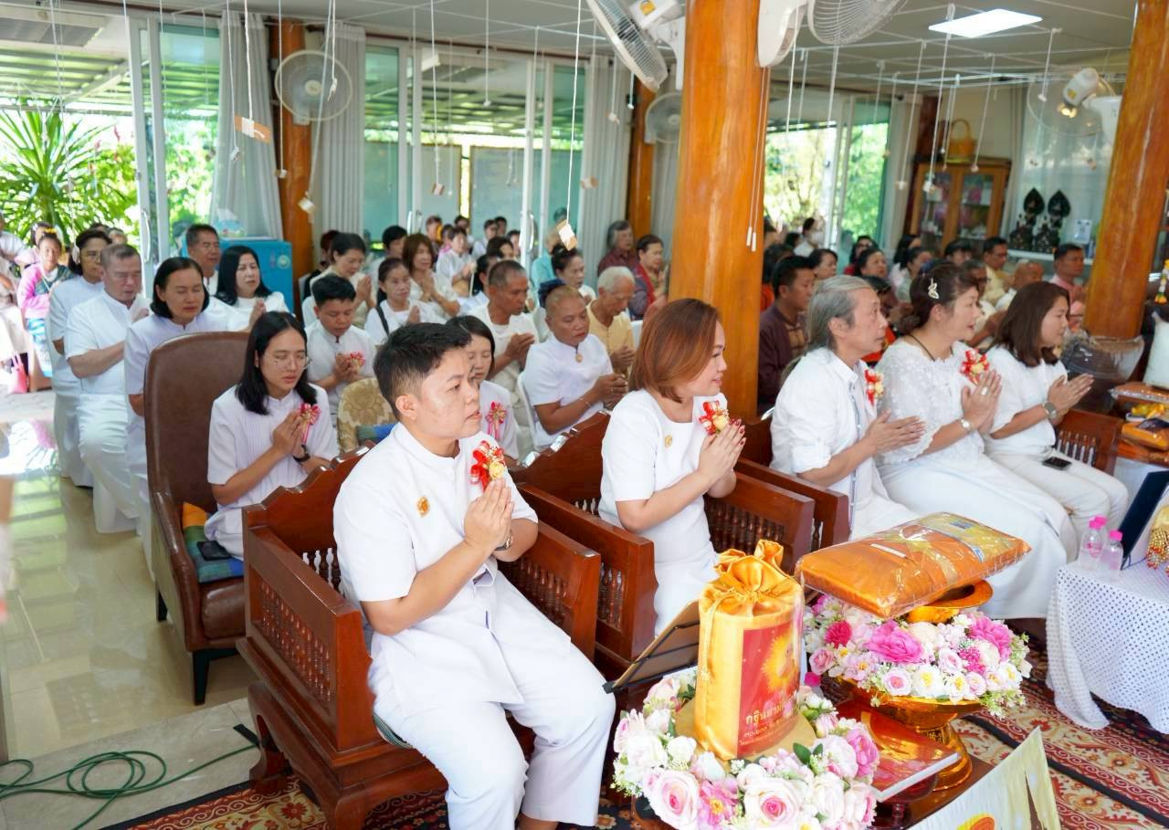 ภาพร่วมพิธีกรรมวัดกู่มะปิน