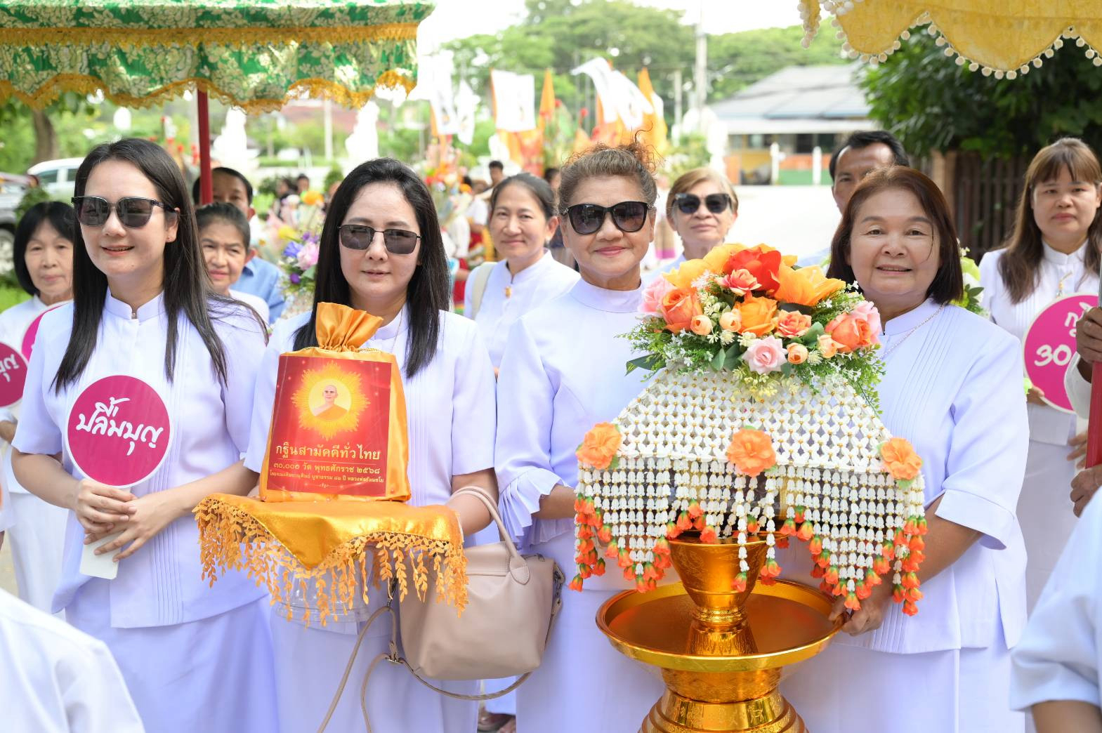 ภาพร่วมพิธีกรรมวัดศรีสองเมือง