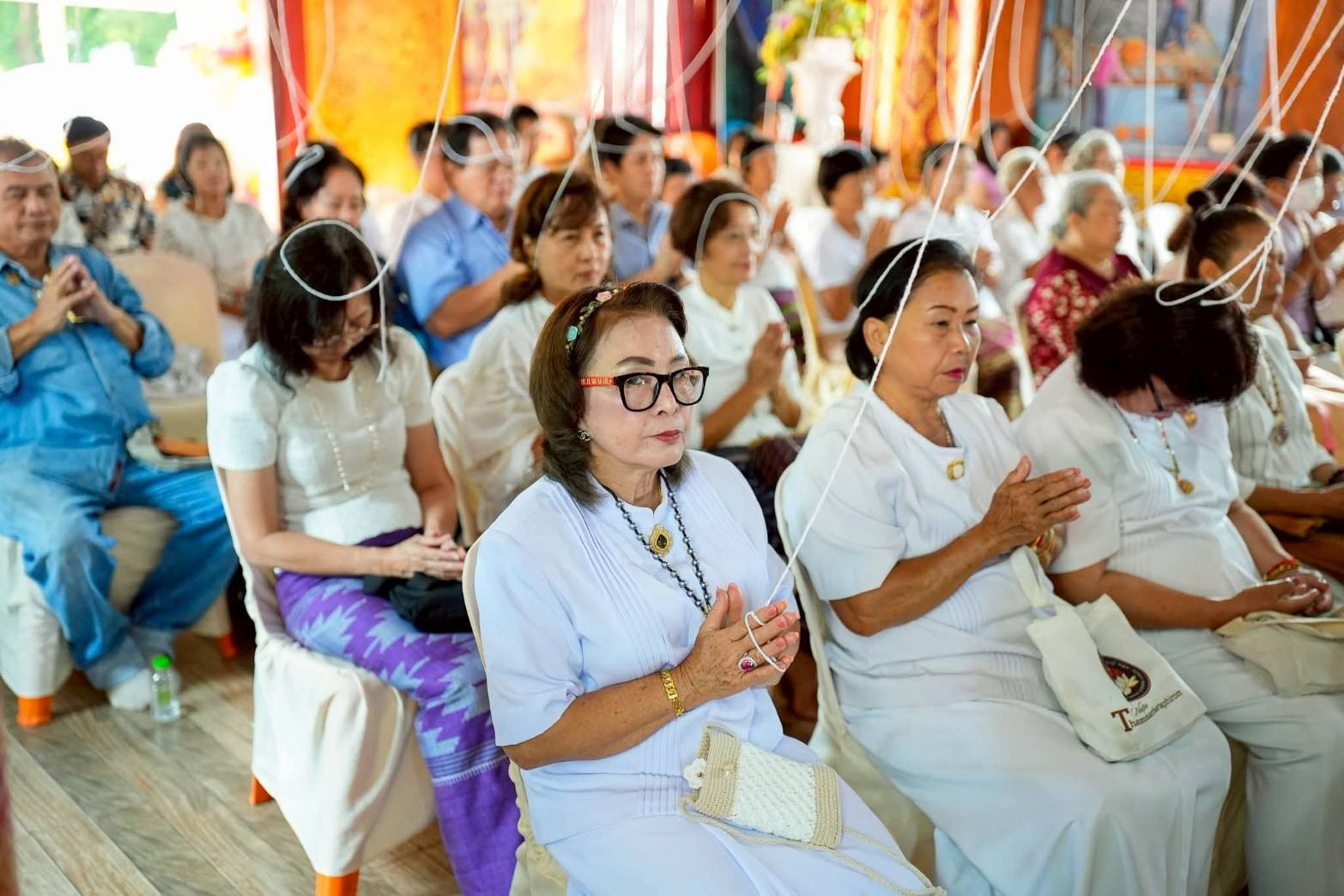 ภาพร่วมพิธีกรรมวัดป่าเดื่อ