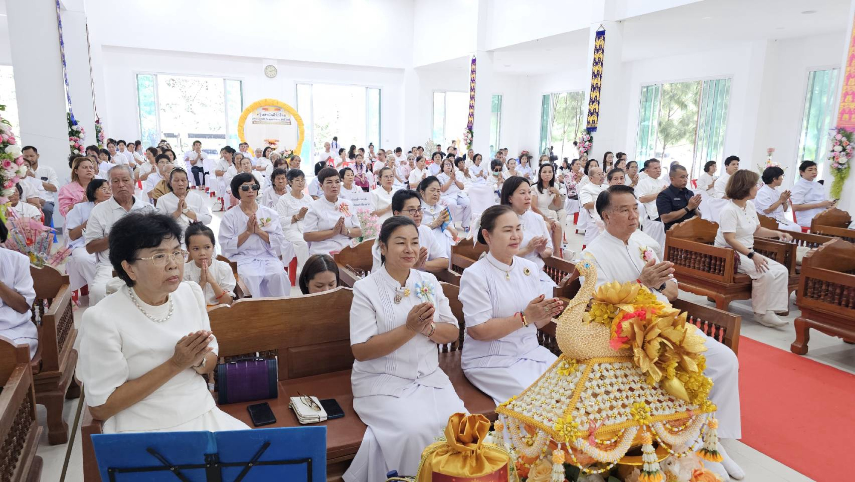 ภาพร่วมพิธีกรรมวัดธรรมวิเชียร