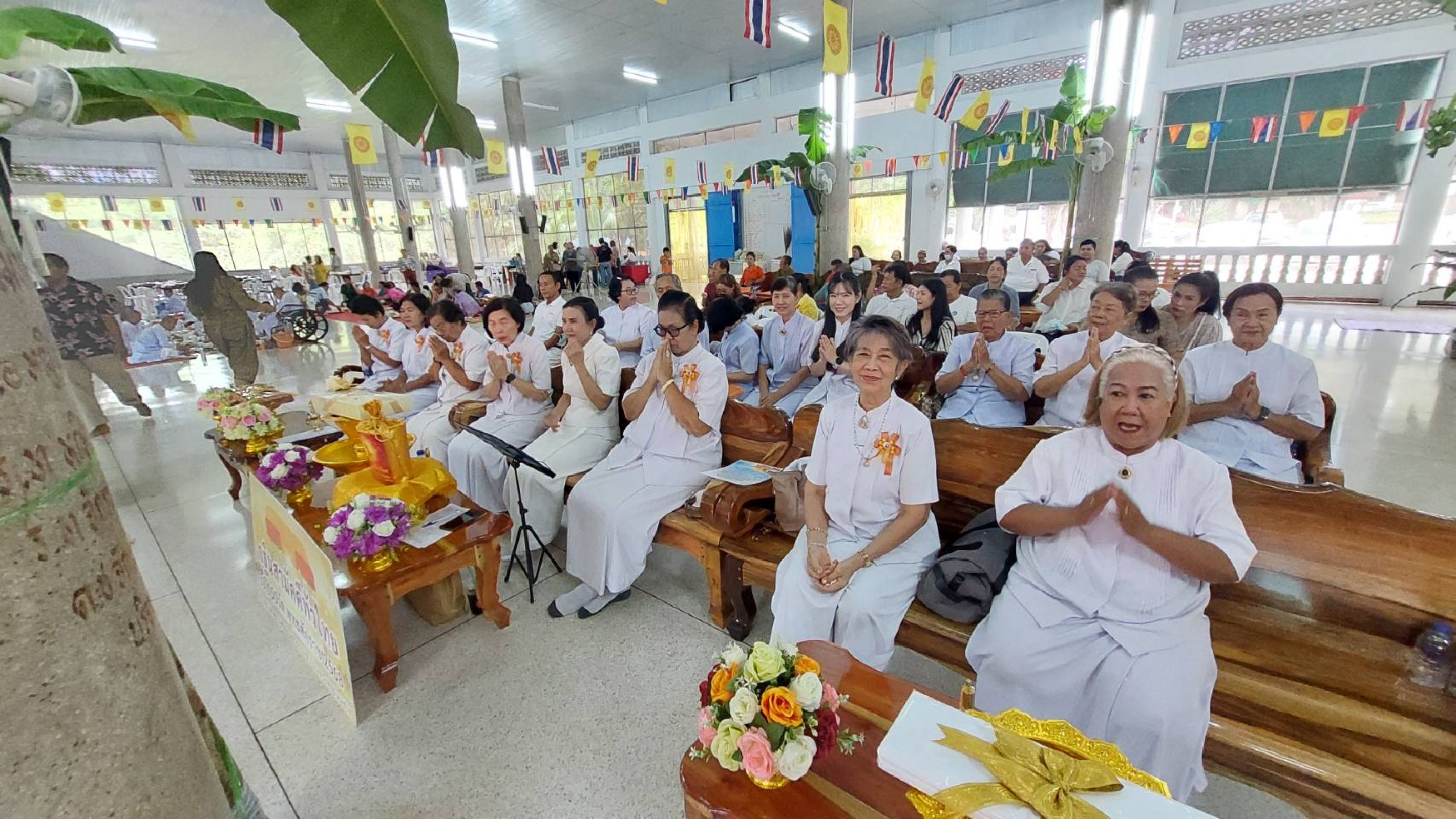 ภาพร่วมพิธีกรรมวัดเกตุคีรี