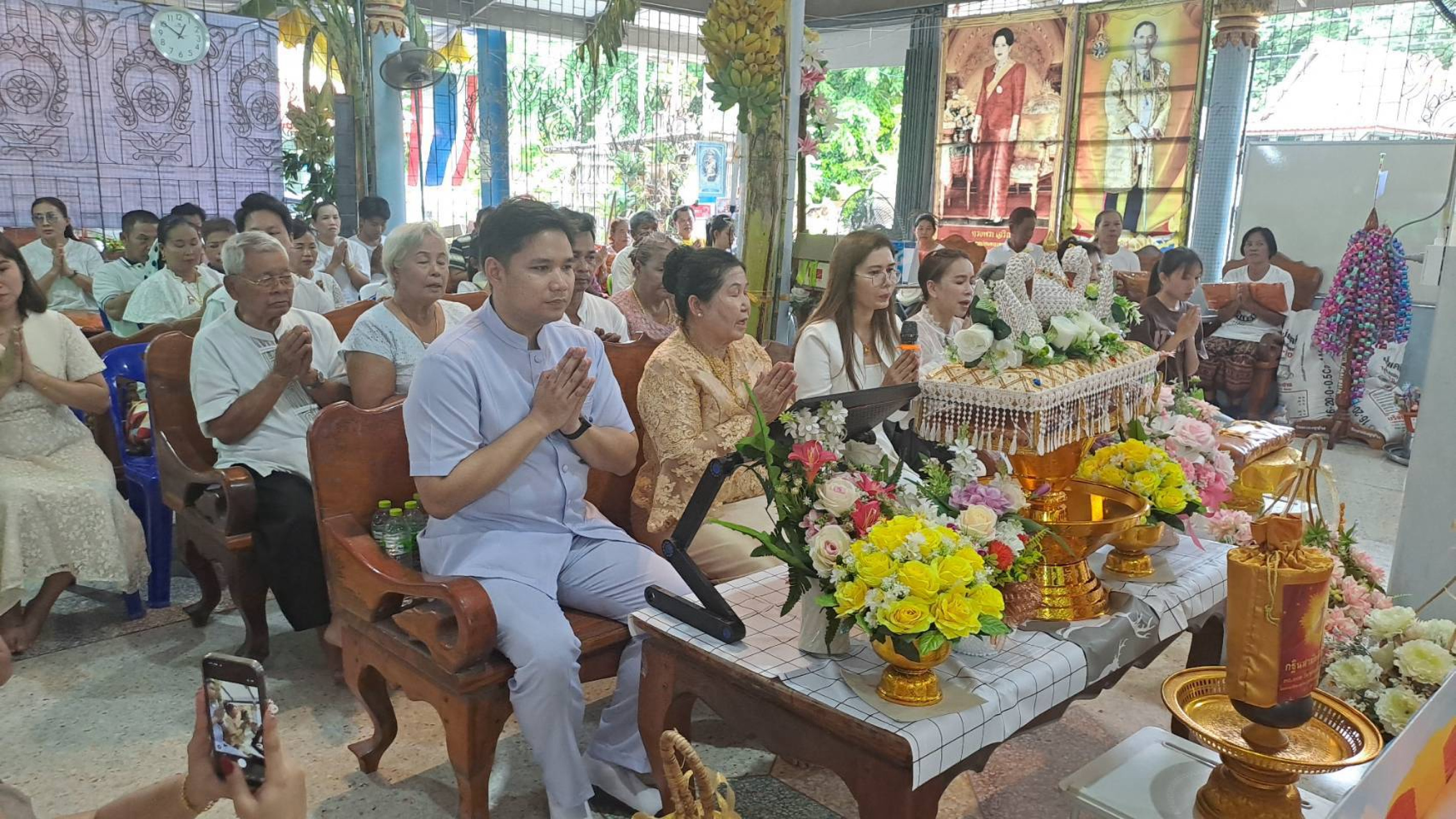 ภาพร่วมพิธีกรรมวัดหนองหูช้าง