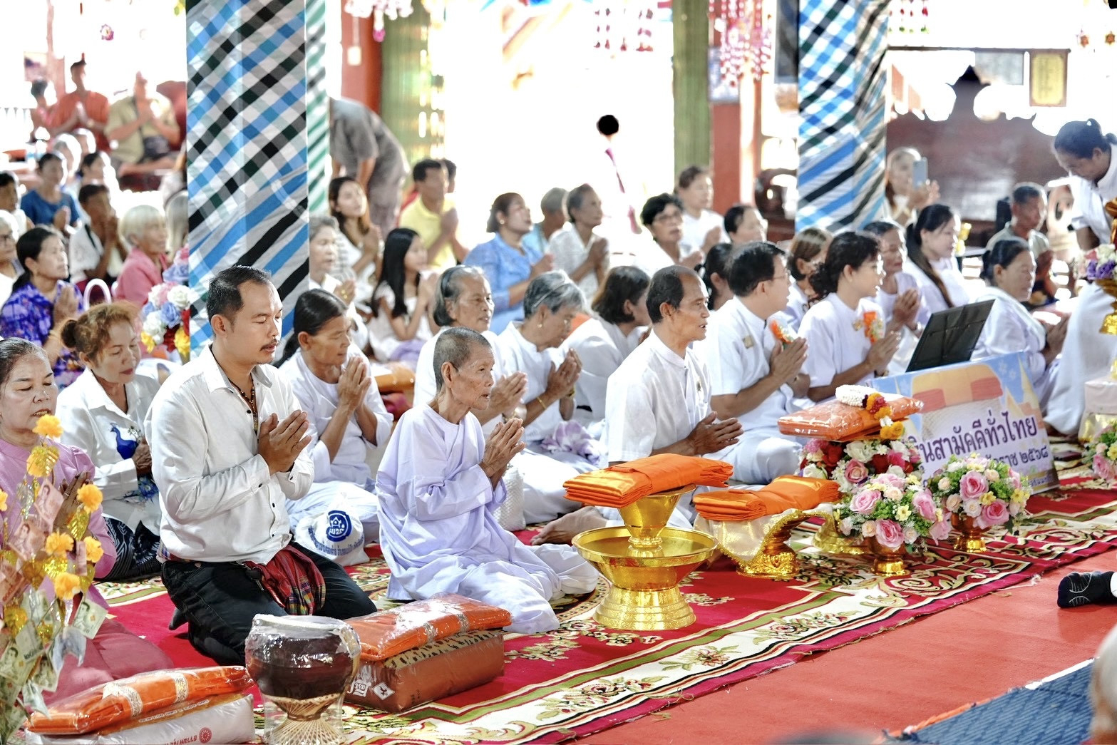 ภาพร่วมพิธีกรรมวัดใหม่คลองเจริญ