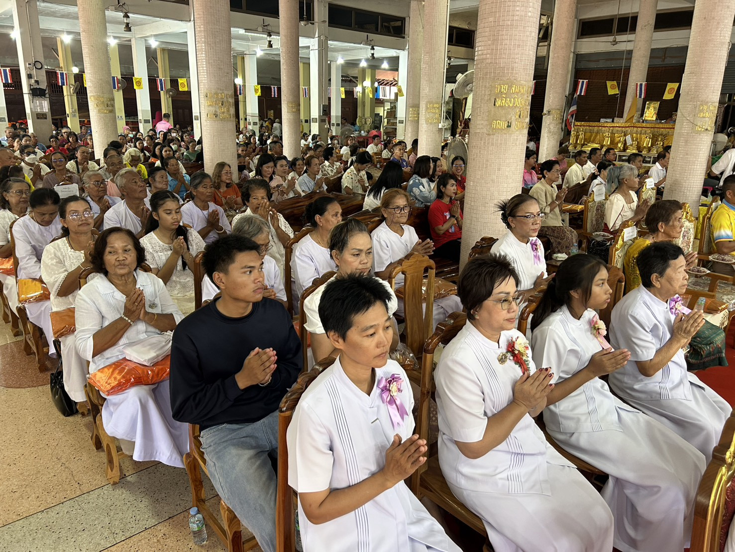 ภาพร่วมพิธีกรรมวัดหางน้ำหนองแขม