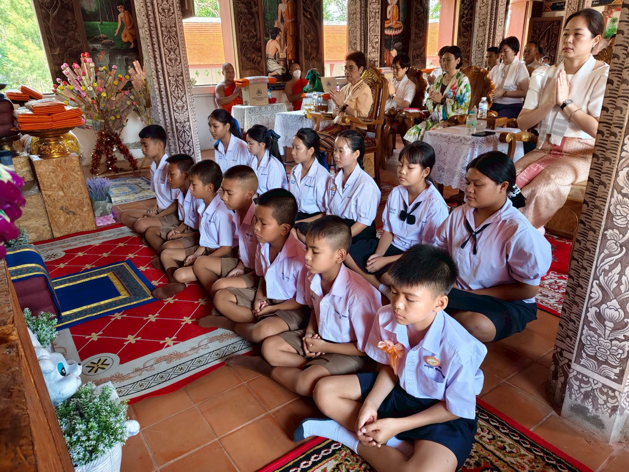 ภาพร่วมพิธีกรรมวัดพระธาตุขิงแกง