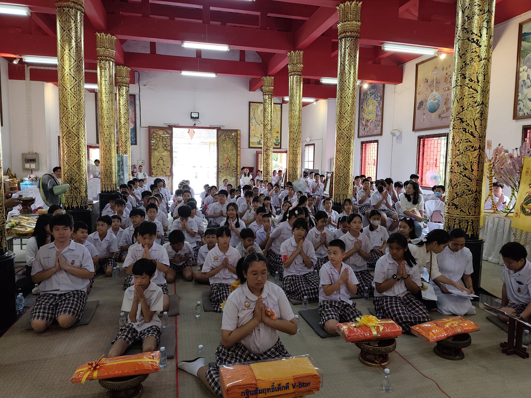 ภาพร่วมพิธีกรรมวัดดอนไชย