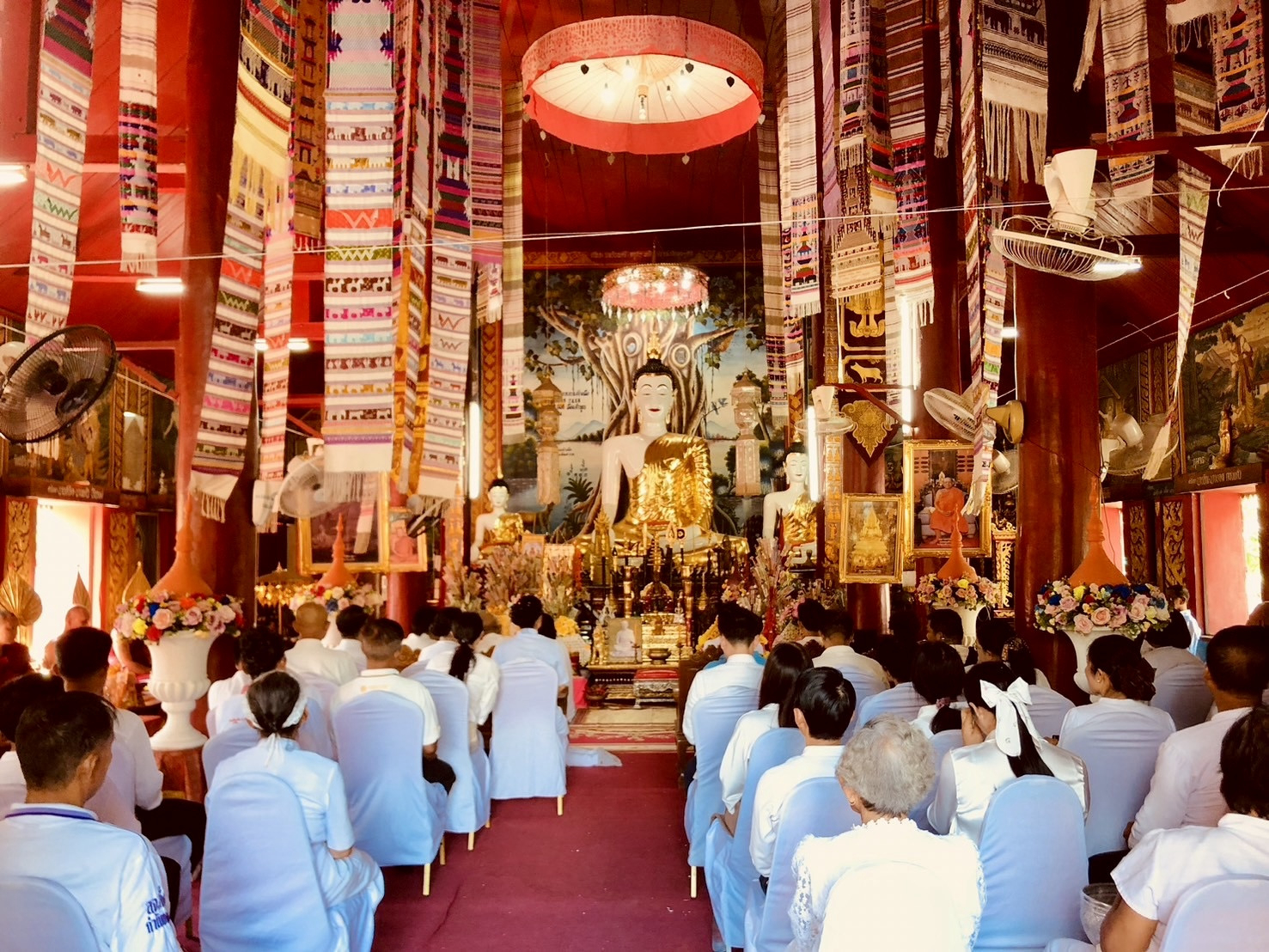 ภาพร่วมพิธีกรรมวัดหลวง