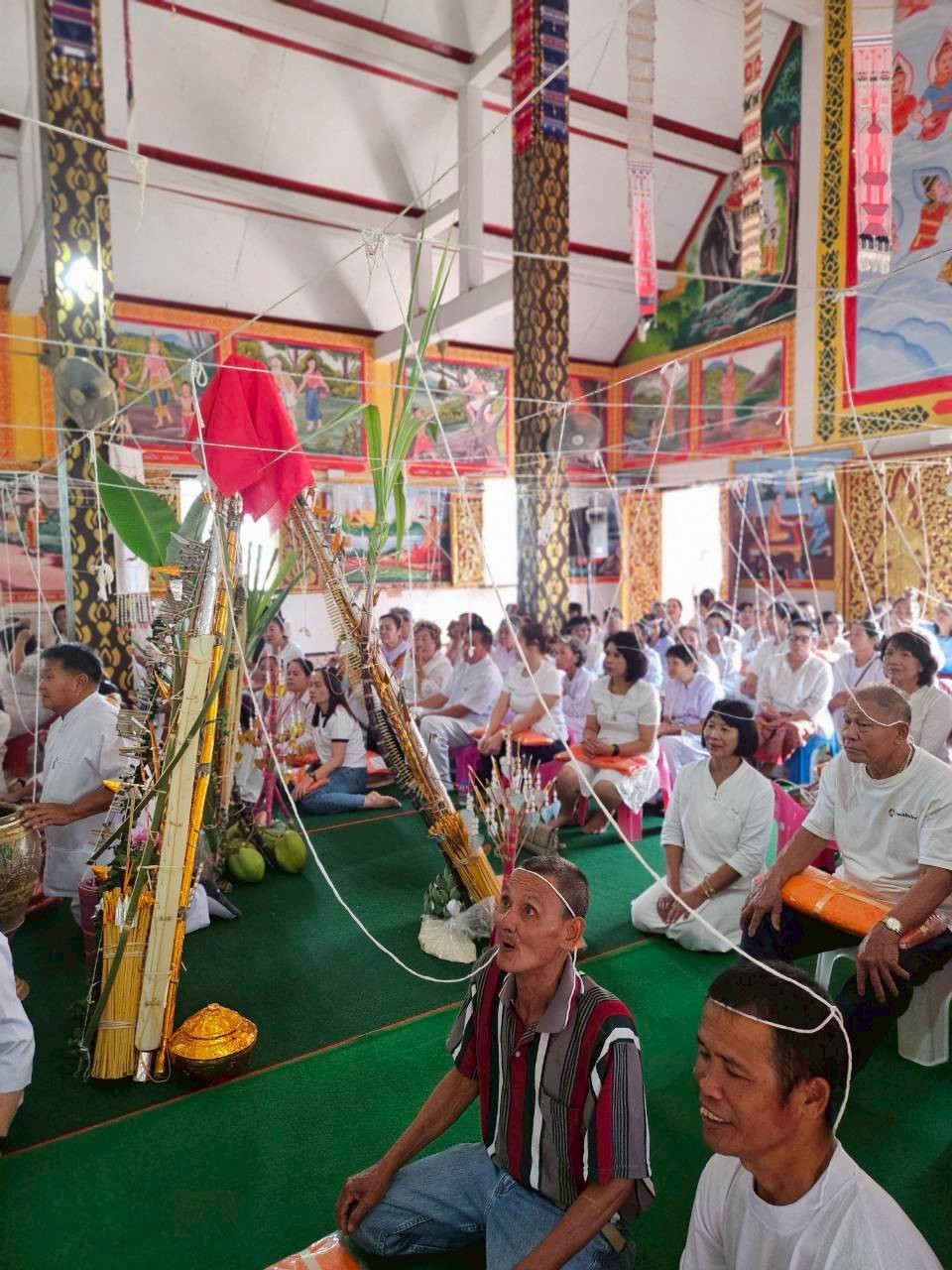 ภาพร่วมพิธีกรรมวัดสร้อยศรี